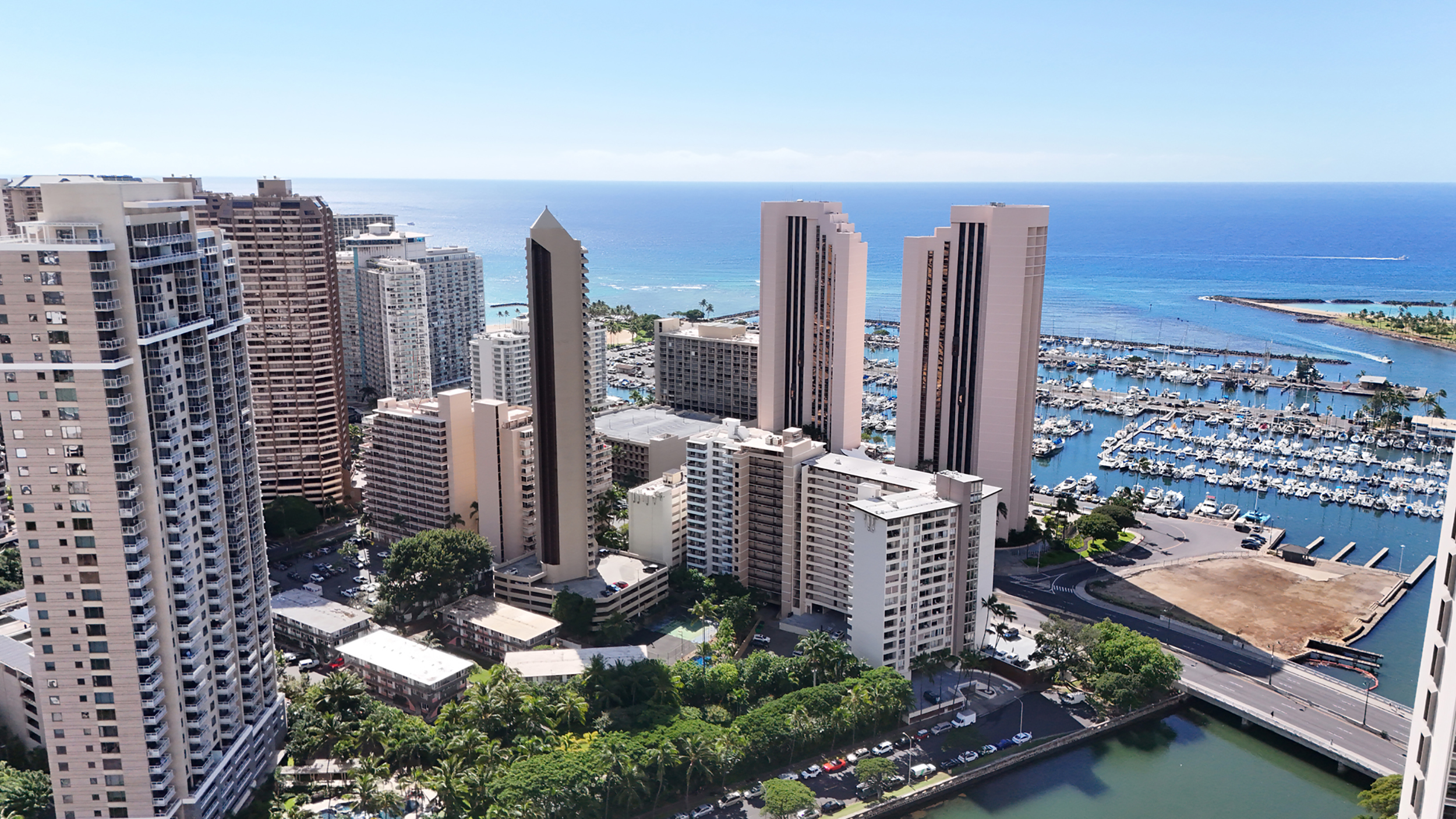 Tradewinds Hotel Inc, Waikiki, City, Mountain, Ocean views 