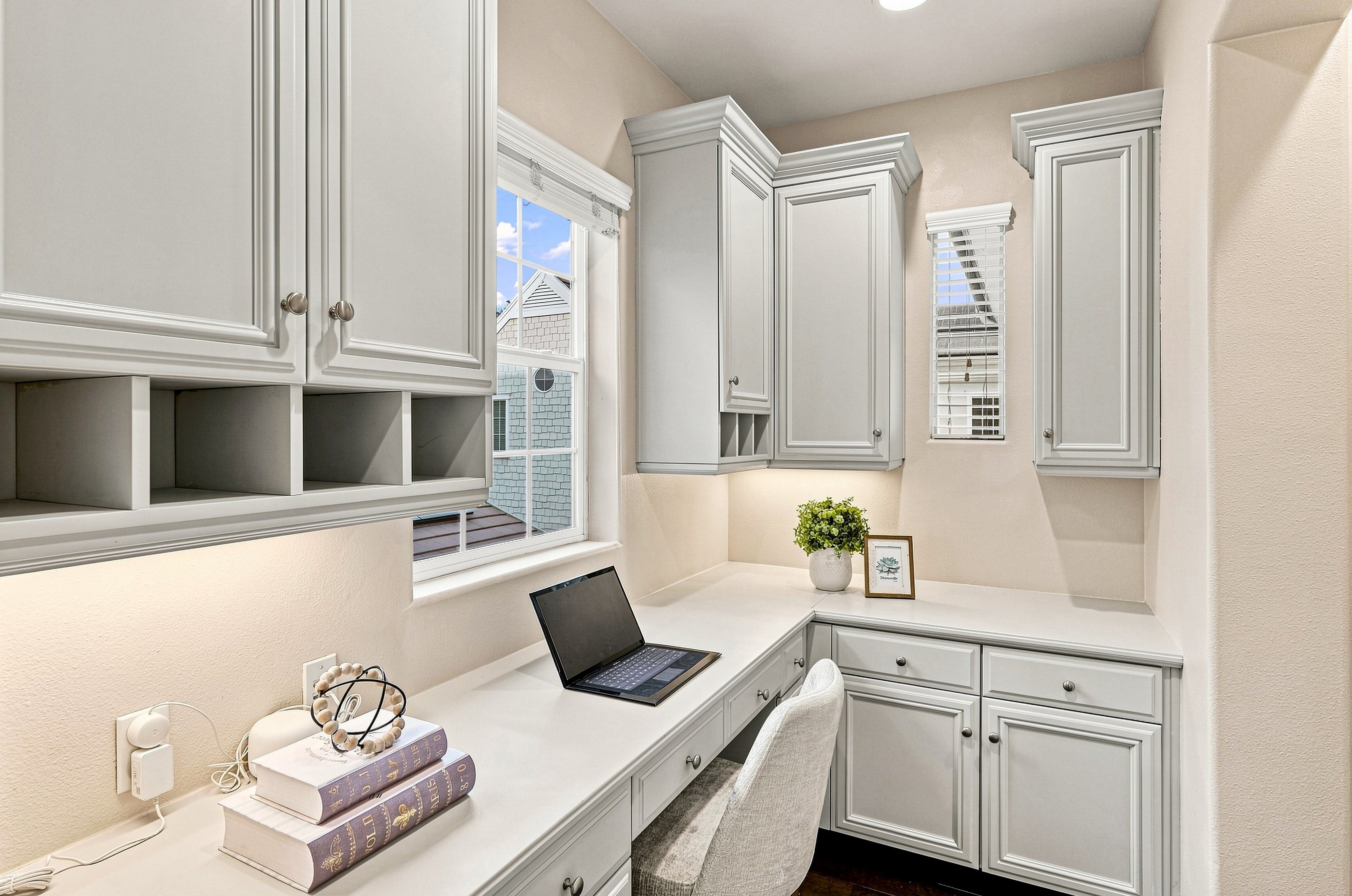  Exceptional Craftsmanship Meets Modern Luxury in Wendt Ranch - 物件實景