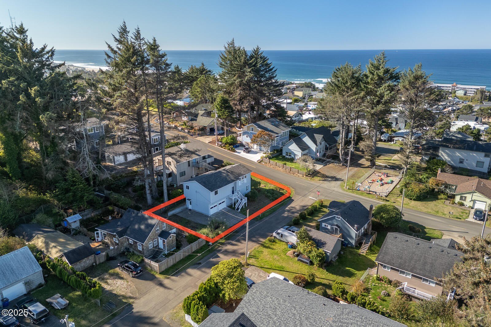 Lincoln City, Oregon, 97367, United States, 2 Bedrooms Bedrooms, ,2 BathroomsBathrooms,Residential,For Sale,1970339