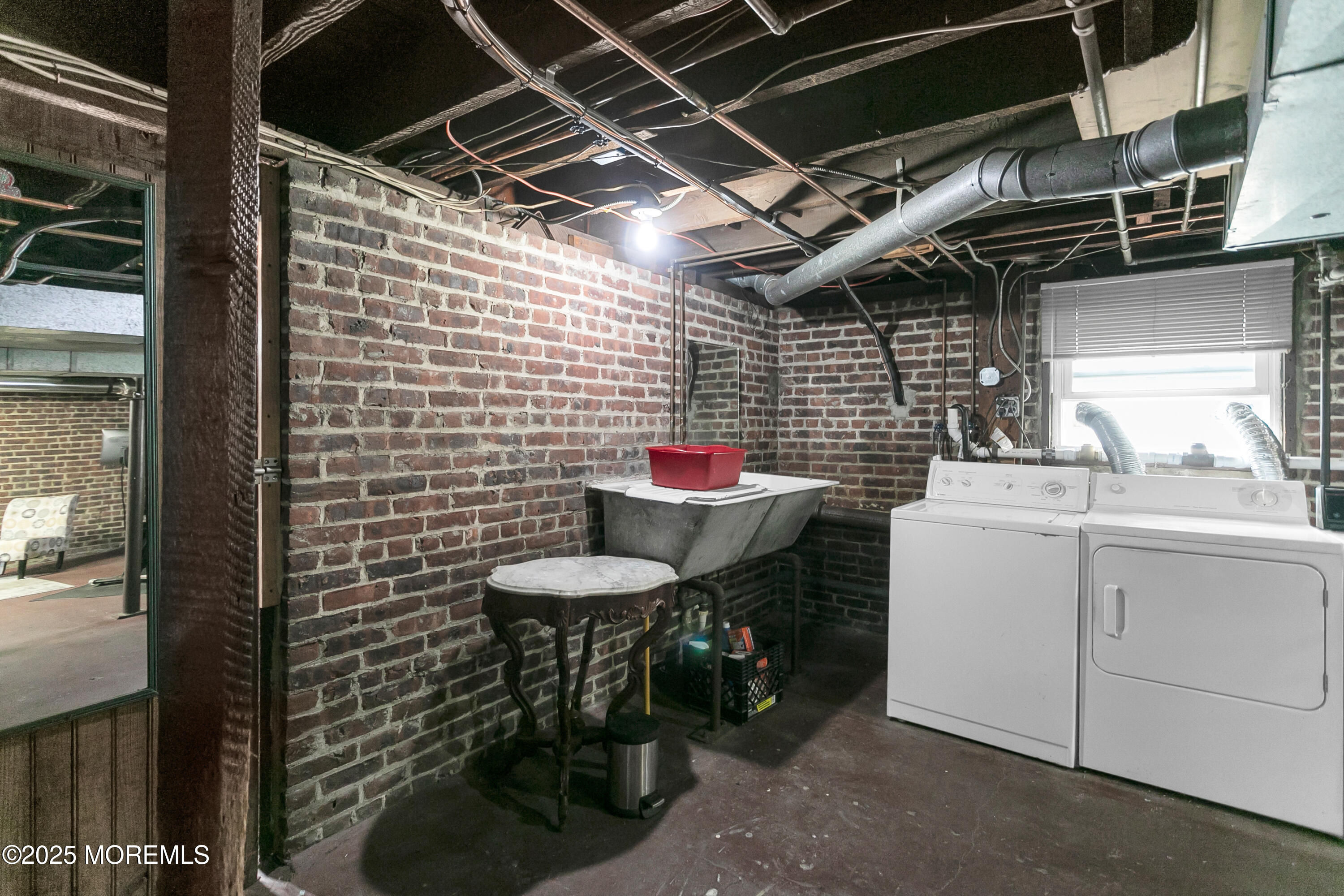 Red Bank, New Jersey, 07701, United States, 3 Bedrooms Bedrooms, ,2 BathroomsBathrooms,Residential,For Sale,1920551