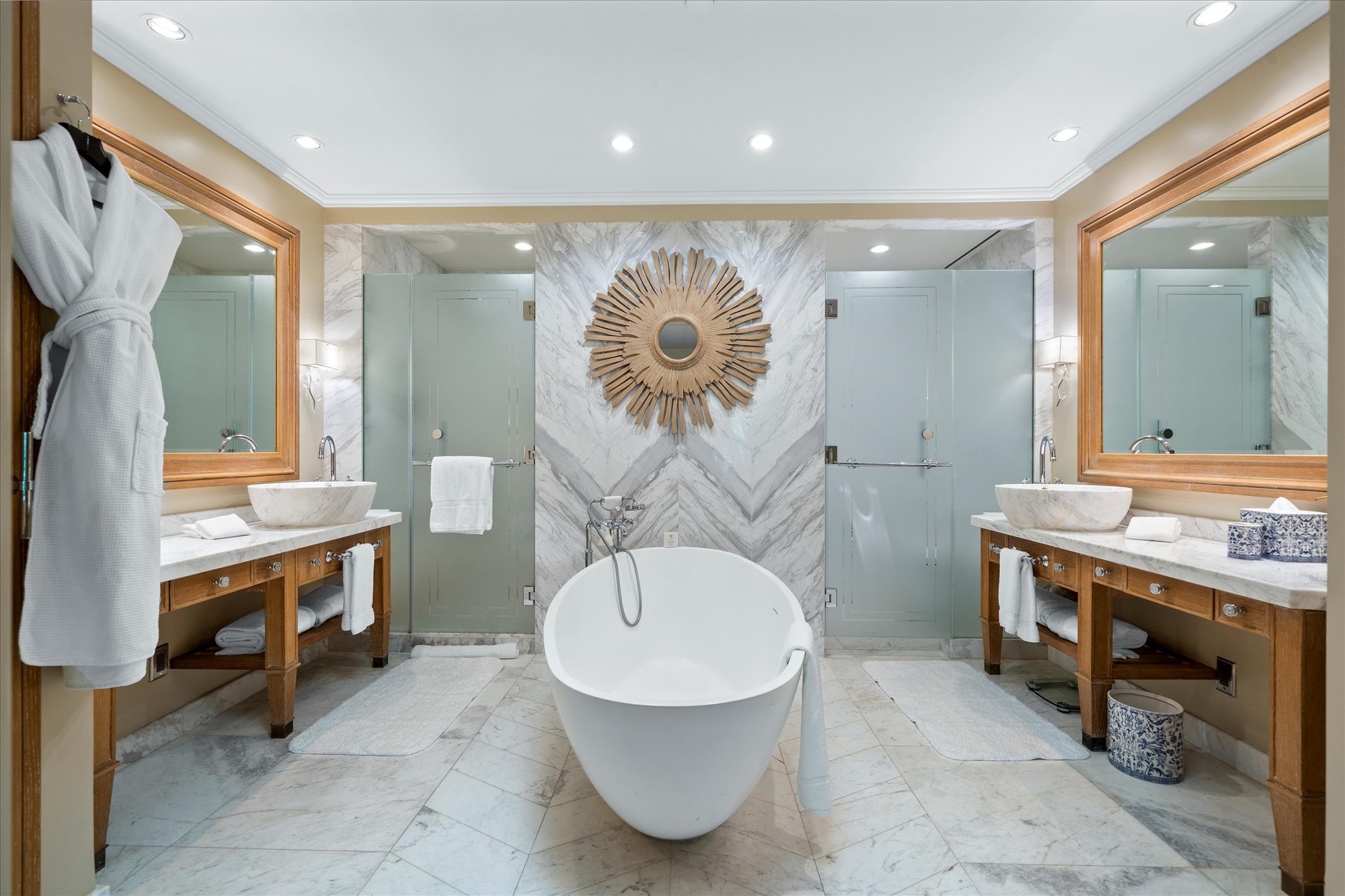  Rosewood Two Bedroom Large, East Wing Residence - 物件實景