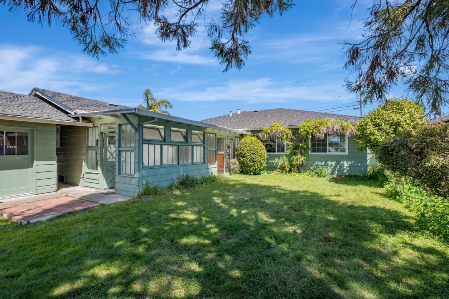 Watsonville, California, 95076, United States, 3 Bedrooms Bedrooms, ,2 BathroomsBathrooms,Residential,For Sale,1885327