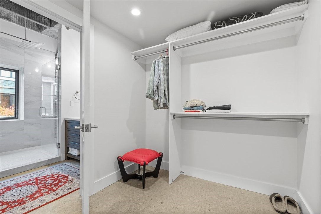 Lawrenceville, Pennsylvania, 15201, United States, 2 Bedrooms Bedrooms, ,4 BathroomsBathrooms,Residential,For Sale,1751252