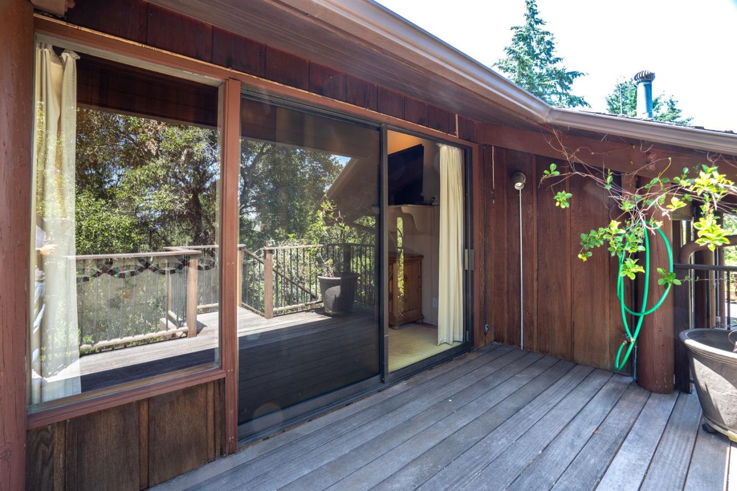 Woodside, California, 94062, United States, 3 Bedrooms Bedrooms, ,4 BathroomsBathrooms,Residential,For Sale,1848969