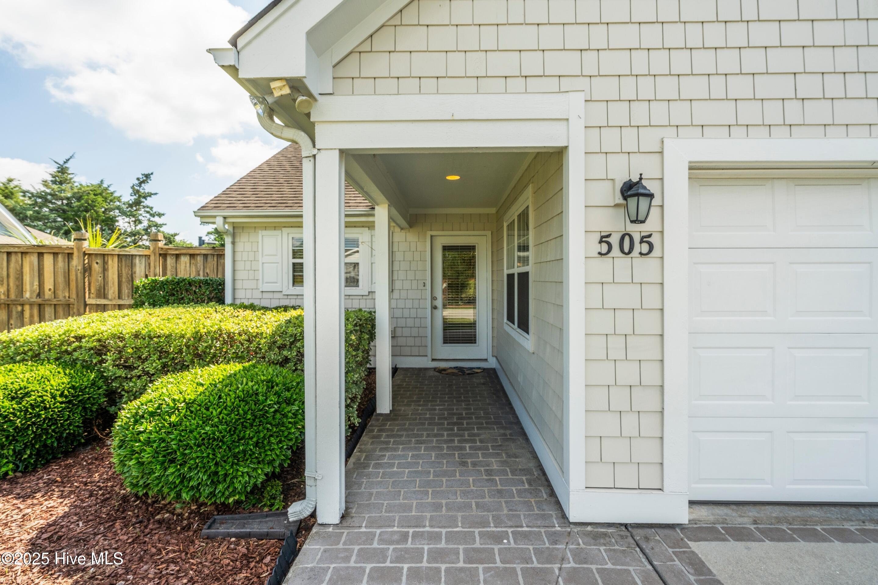 Wilmington, North Carolina, 28405, United States, 4 Bedrooms Bedrooms, ,2 BathroomsBathrooms,Residential,For Sale,1957483