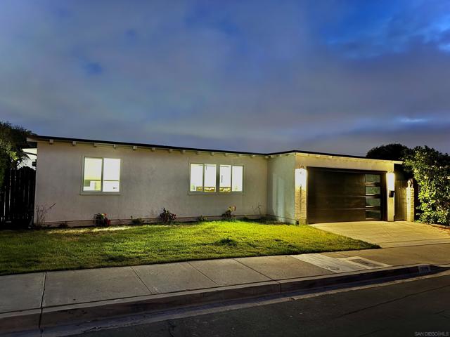 San Diego, California, 92117, United States, 4 Bedrooms Bedrooms, ,3 BathroomsBathrooms,Residential,For Sale,1902979