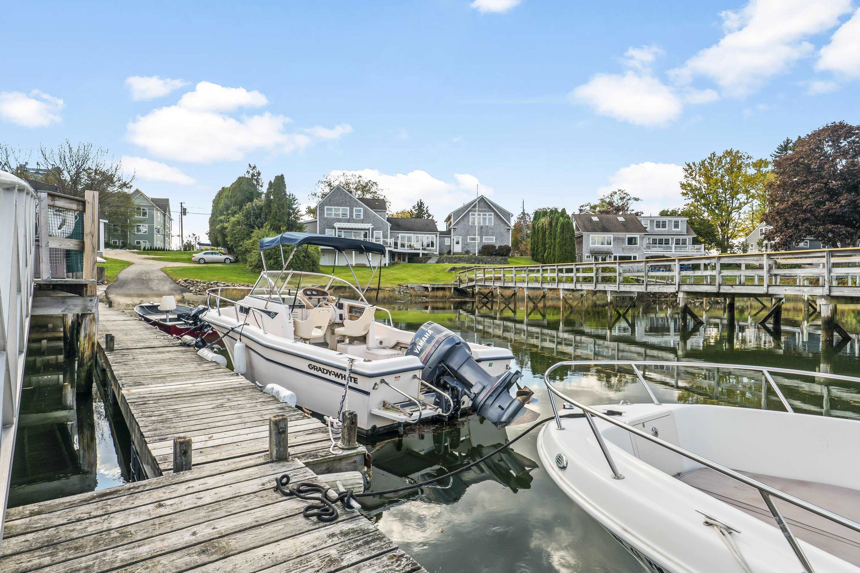 20 Badgers Island West, Kittery, Maine, 03904, United States, 2 Bedrooms Bedrooms, ,2 BathroomsBathrooms,Residential,For Sale,20 Badgers Island West,1389302