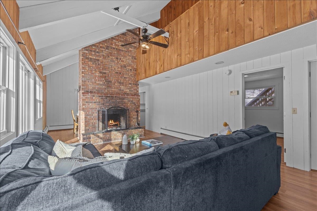 Stowe, Vermont, 05672, United States, 4 Bedrooms Bedrooms, ,2 BathroomsBathrooms,Residential,For Sale,2003261