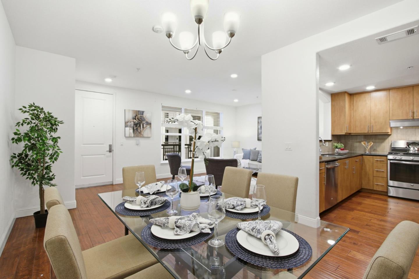 Santa Clara, California, 95051, United States, 2 Bedrooms Bedrooms, ,2 BathroomsBathrooms,Residential,For Sale,1989237