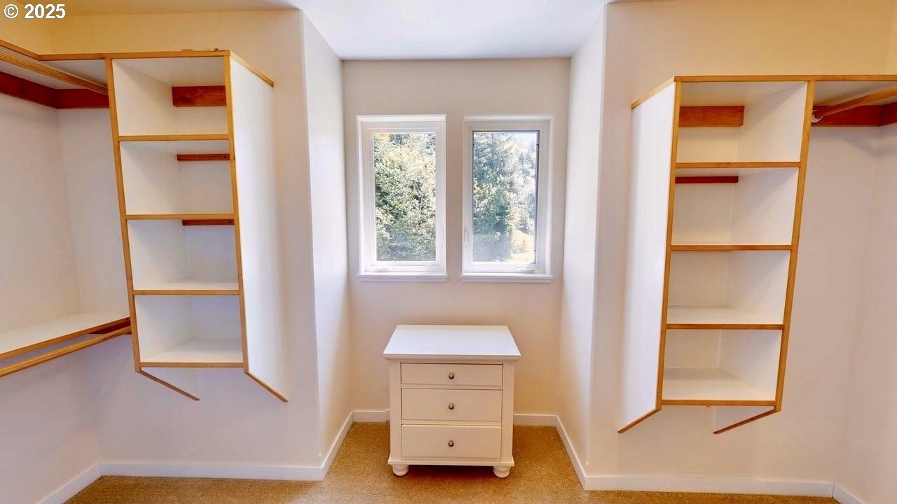 Gold Beach, Oregon, 97444, United States, 6 Bedrooms Bedrooms, ,4 BathroomsBathrooms,Residential,For Sale,1982299