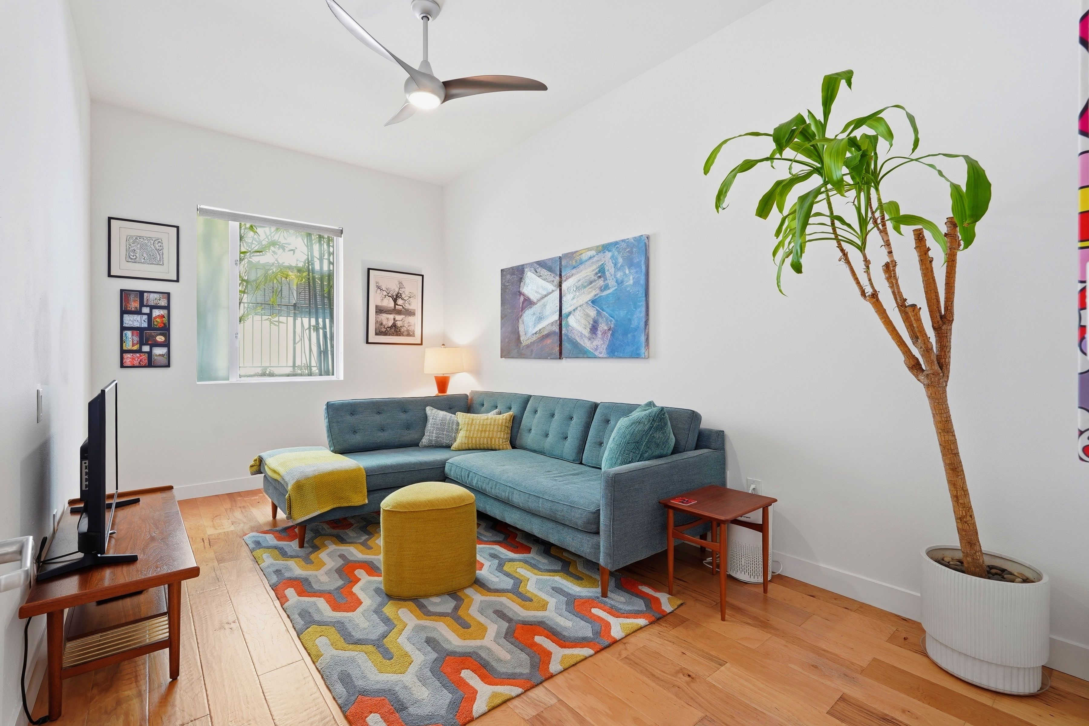  1050 North Gardner Street #3 - 物件實景