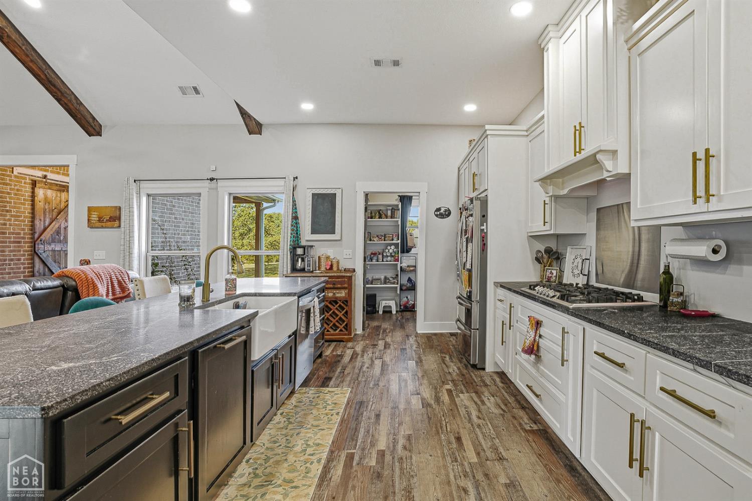 Brookland, Arkansas, 72417, United States, ,4 BathroomsBathrooms,Residential,For Sale,1981352