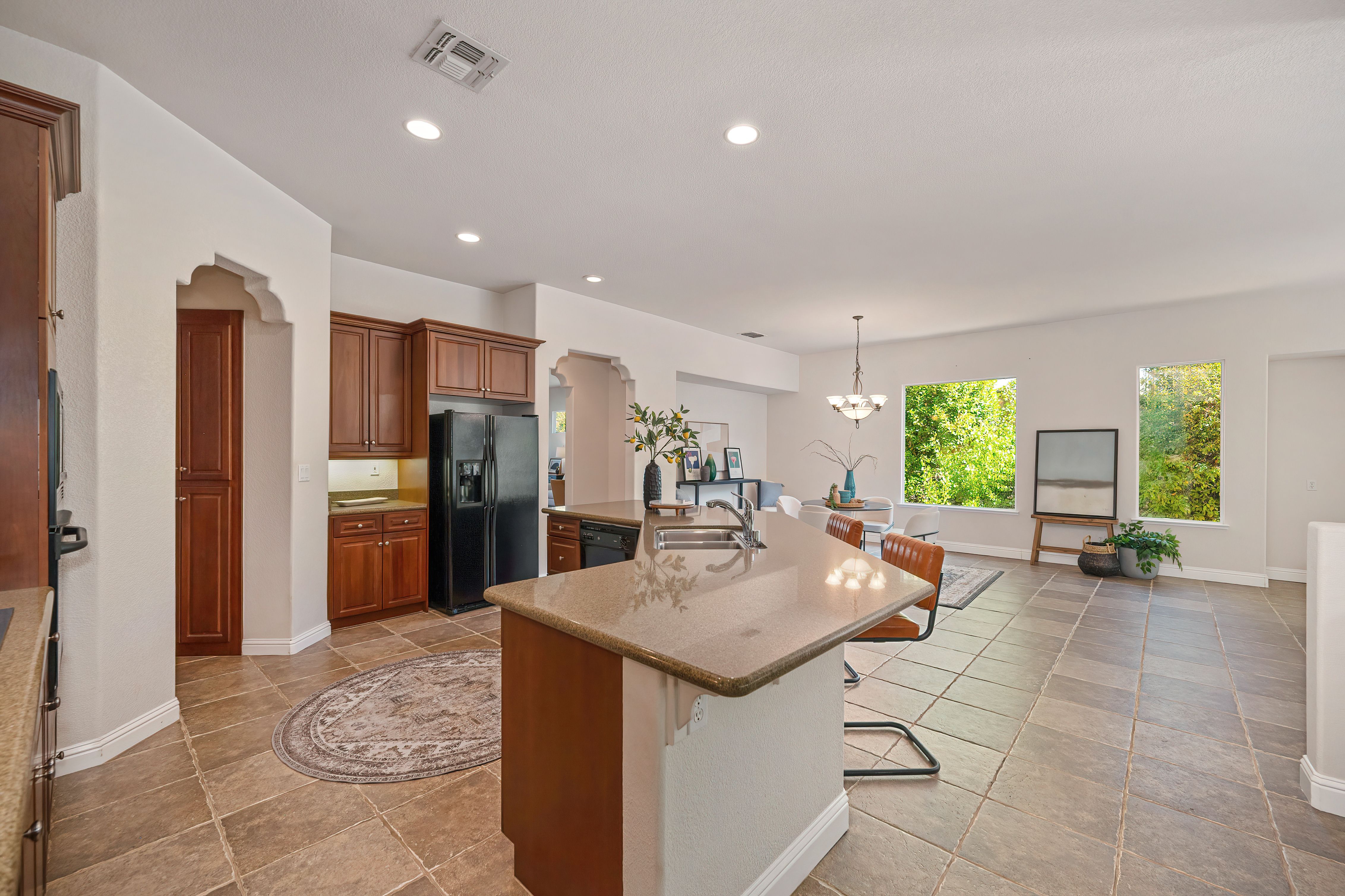  516 Montecito Court, El Dorado Hills, CA 95762 - 物件實景