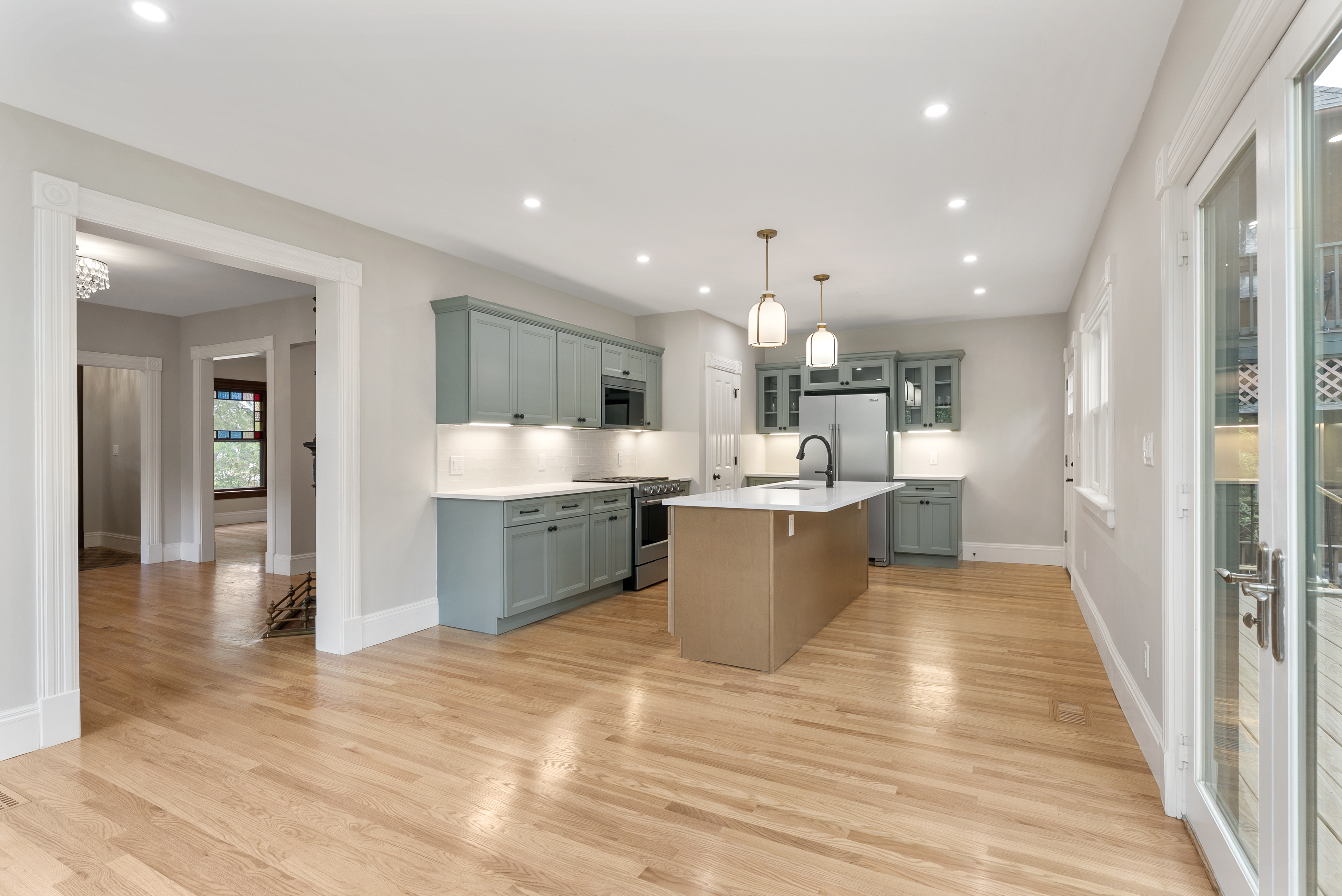  102 Huntington Street - 物件實景