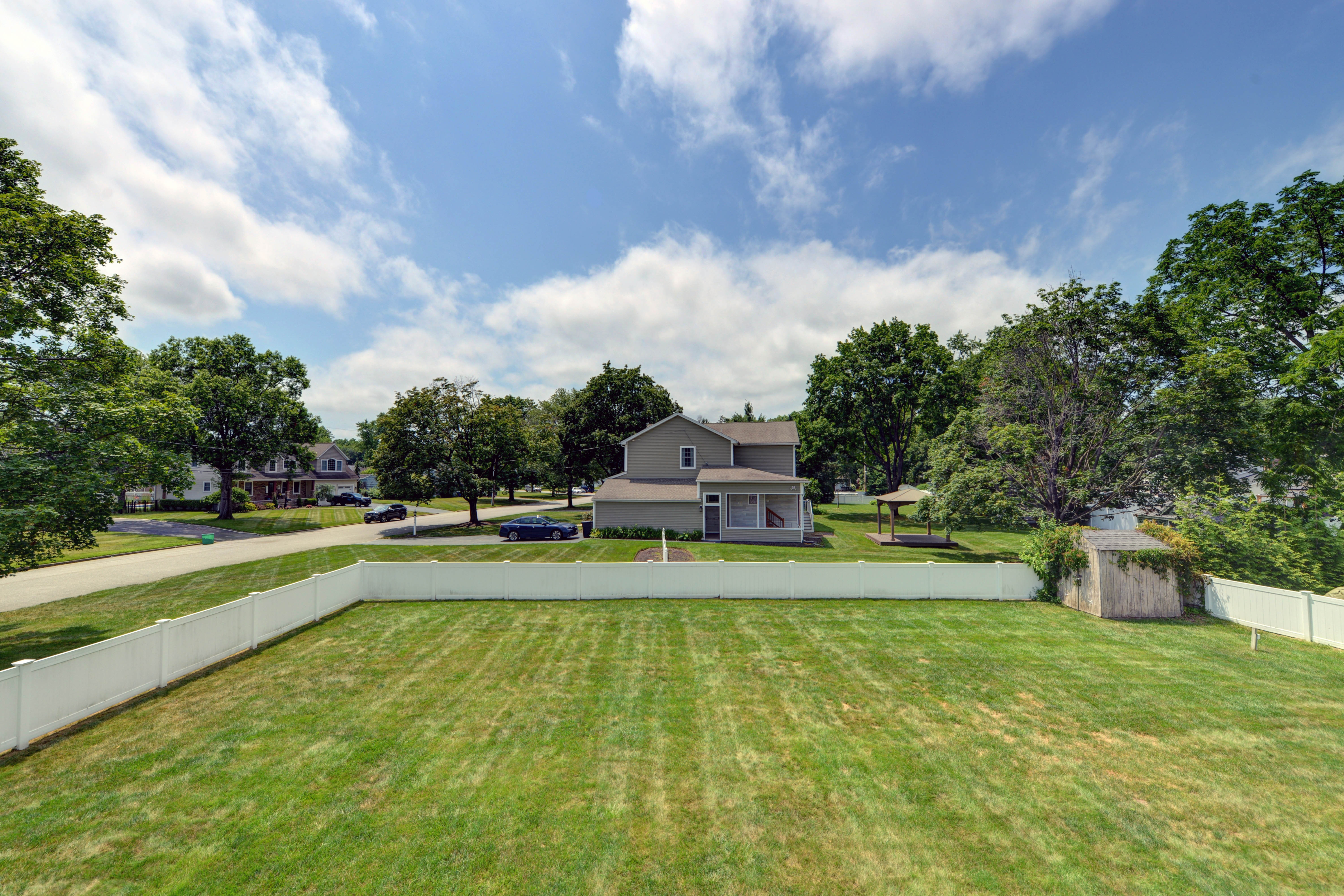 Pequannock, New Jersey, 07440, United States, 3 Bedrooms Bedrooms, ,3 BathroomsBathrooms,Residential,For Sale,1944939