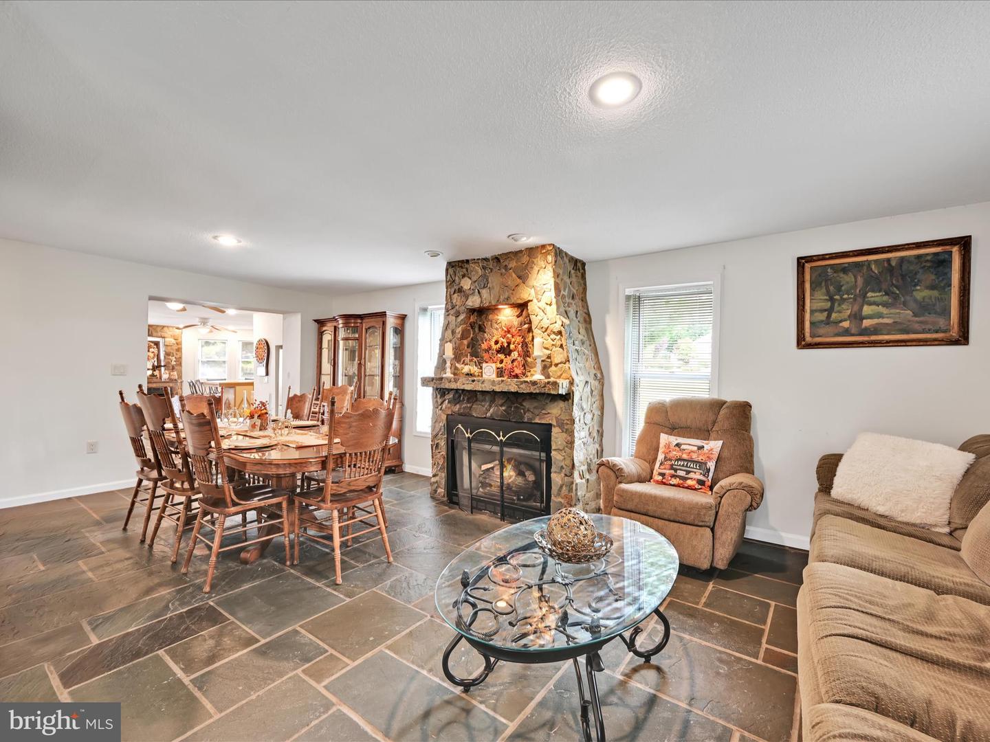 Manheim, Pennsylvania, 17545, United States, 7 Bedrooms Bedrooms, ,3 BathroomsBathrooms,Residential,For Sale,1991090