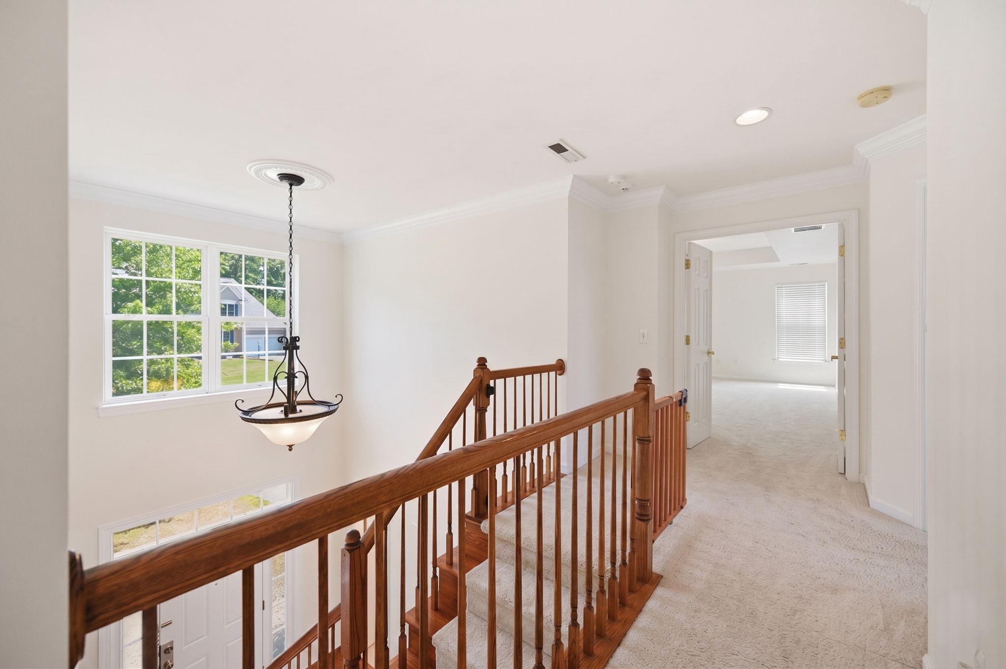 Triangle, Virginia, 22172, United States, 5 Bedrooms Bedrooms, ,4 BathroomsBathrooms,Residential,For Sale,2048381