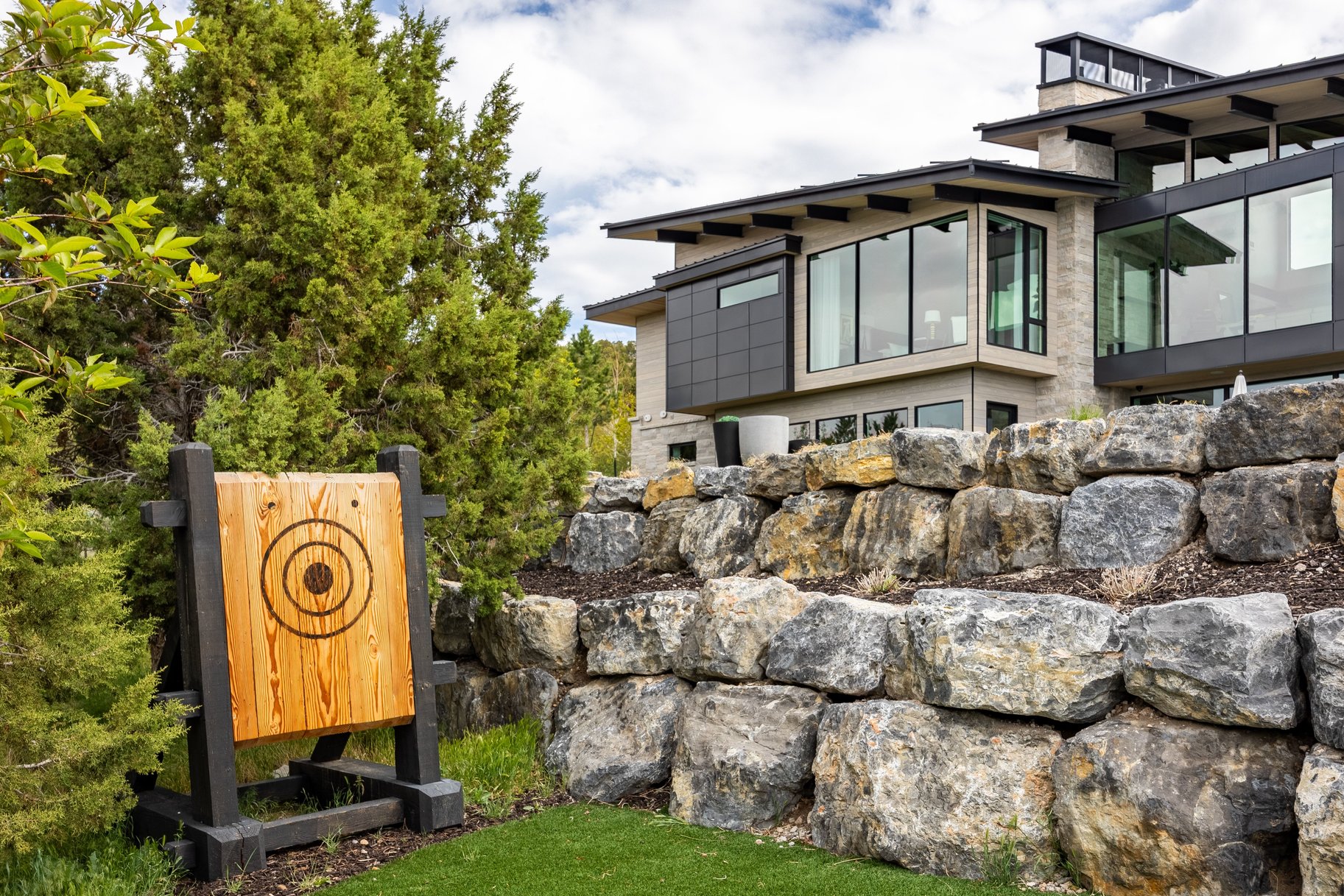  Luxury Lives Here  Architectural Masterpiece with Unmatched Privacy & Views - 物件實景