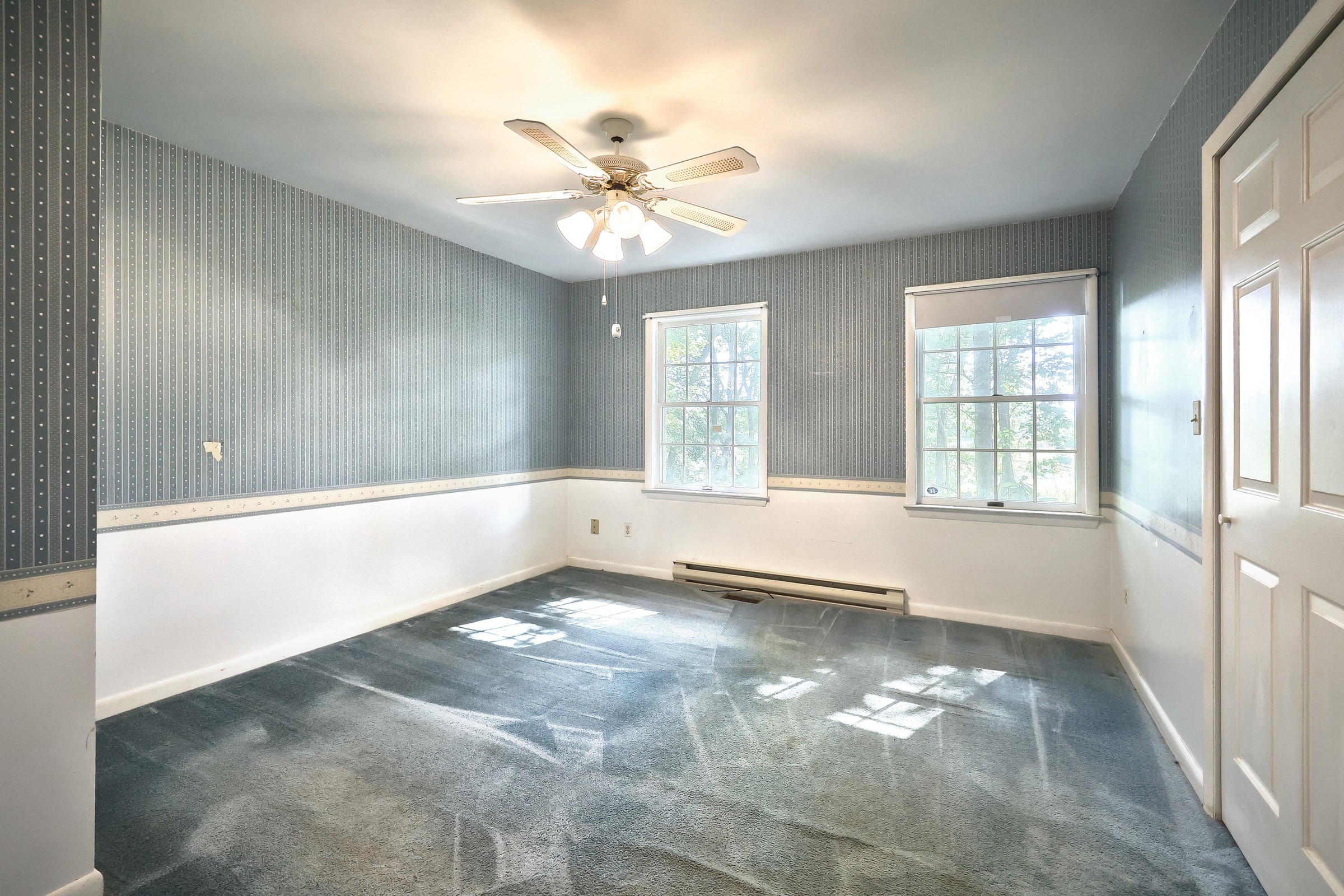 Felton, Pennsylvania, 17322, United States, 4 Bedrooms Bedrooms, ,2 BathroomsBathrooms,Residential,For Sale,1977692