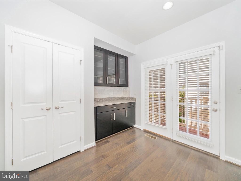 Greenbelt, Maryland, 20770, United States, 3 Bedrooms Bedrooms, ,4 BathroomsBathrooms,Residential,For Sale,2001496