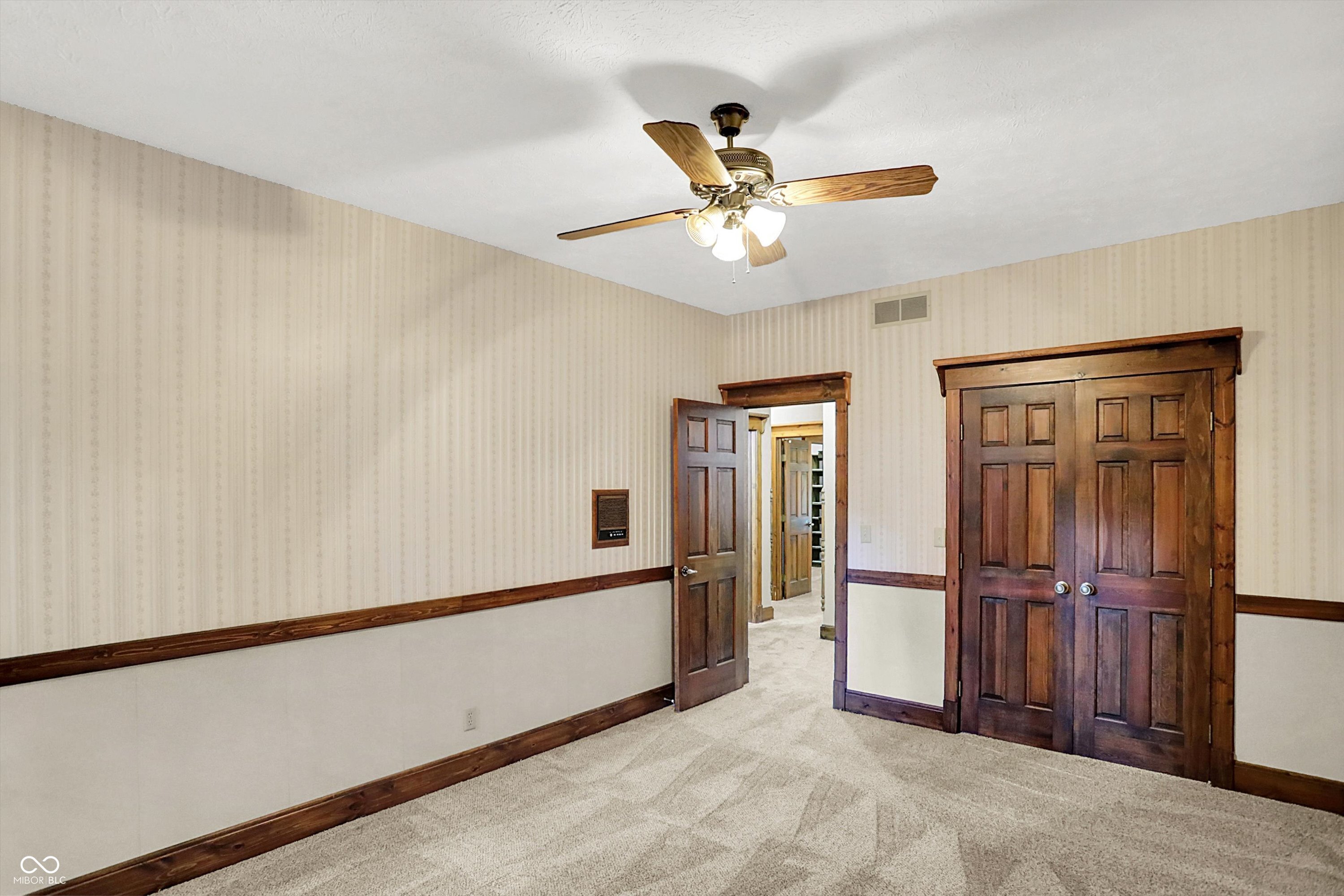 Lafayette, Indiana, 47905, United States, 3 Bedrooms Bedrooms, ,4 BathroomsBathrooms,Residential,For Sale,1979408