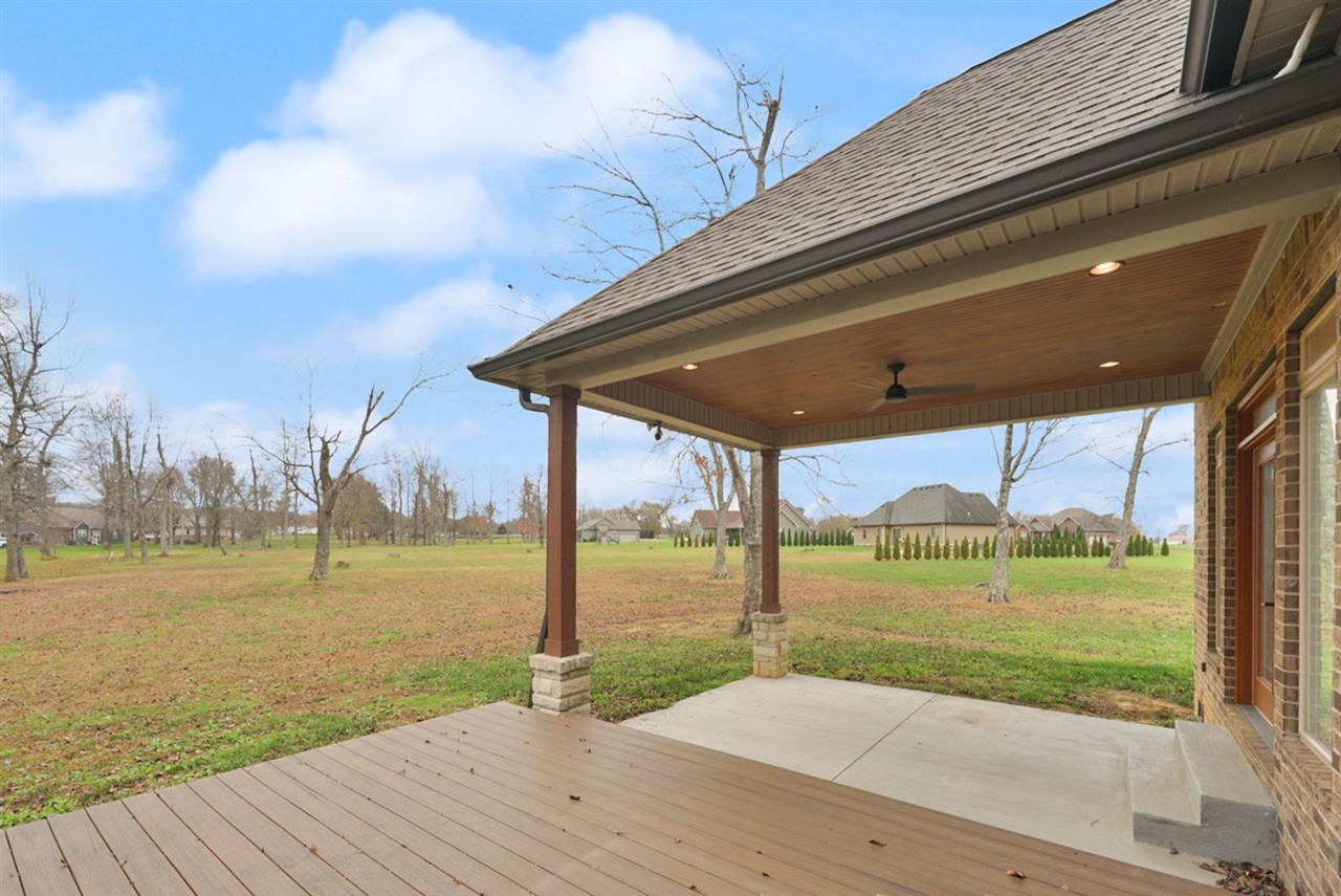 Smiths Grove, Kentucky, 42171, United States, 4 Bedrooms Bedrooms, ,3 BathroomsBathrooms,Residential,For Sale,1901805