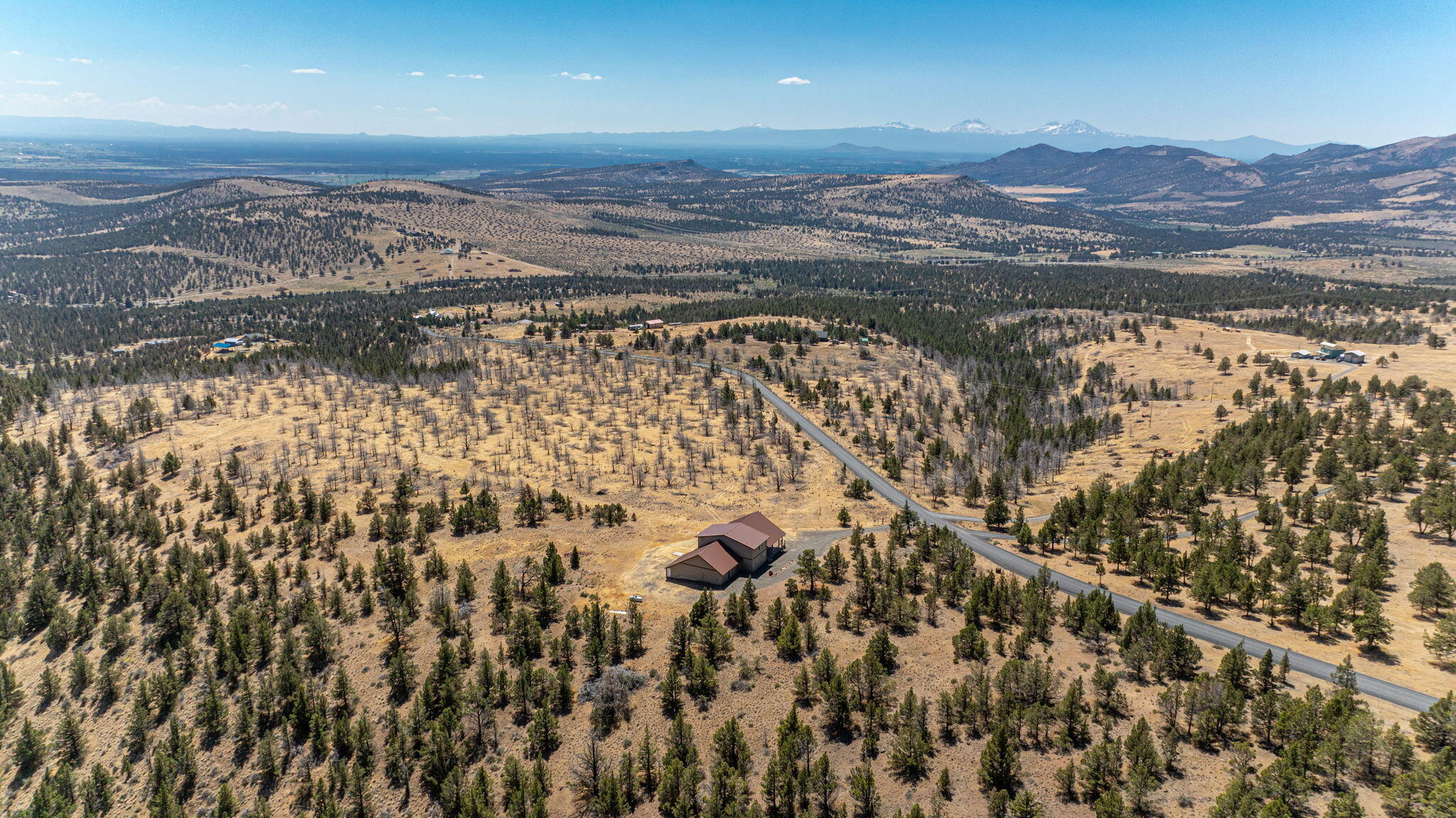 Prineville, Oregon, 97754, United States, 4 Bedrooms Bedrooms, ,3 BathroomsBathrooms,Residential,For Sale,1902068