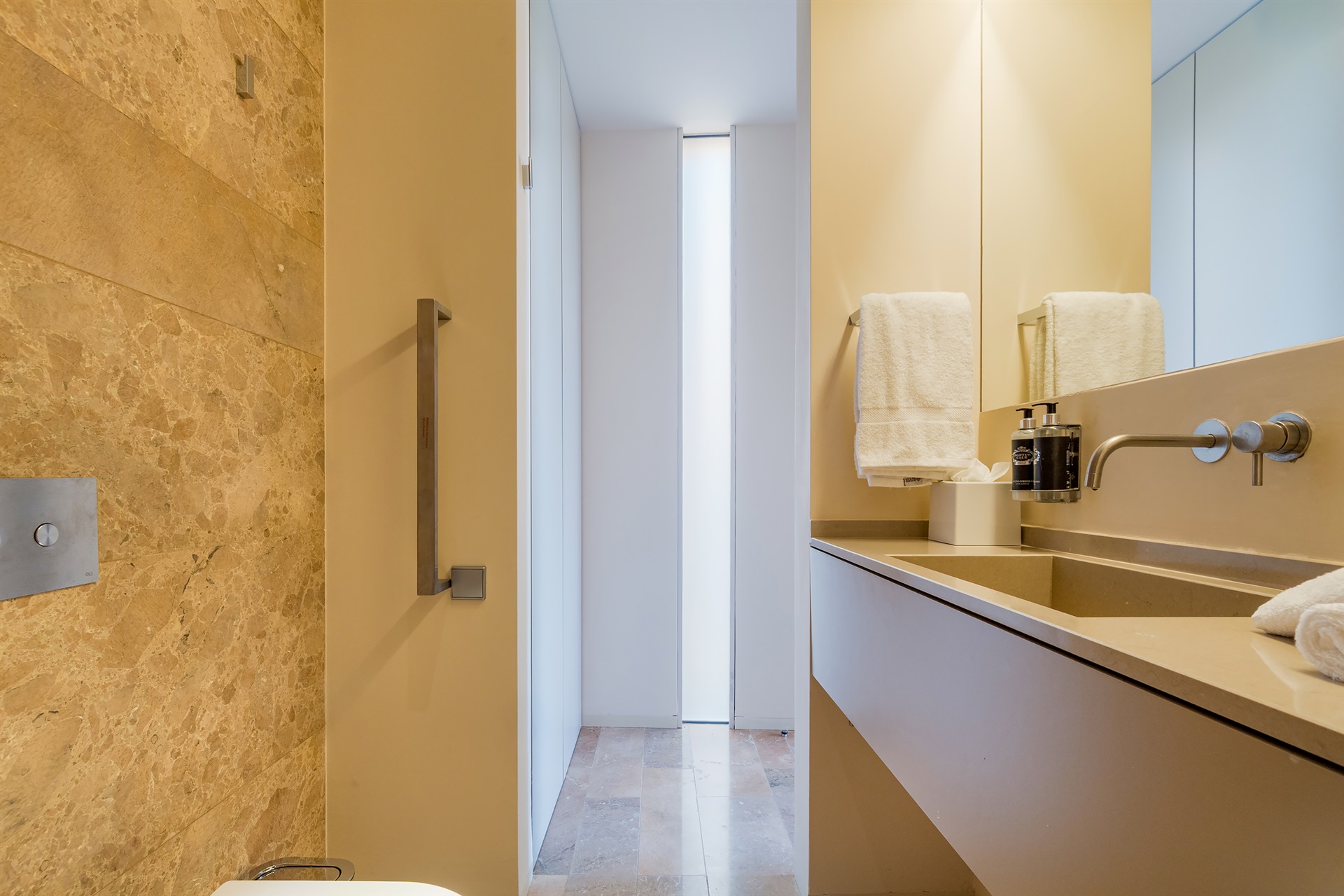  Flat, 2 bedrooms, for Sale - 物件實景
