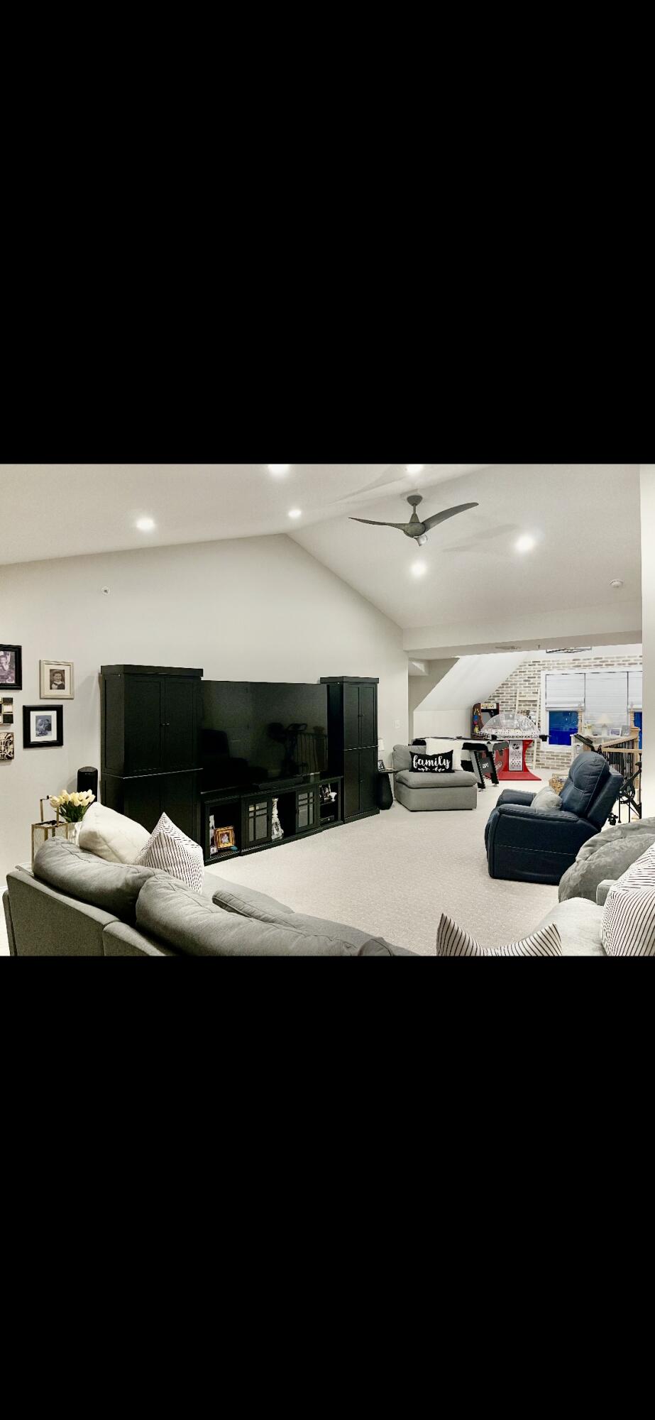 Plattsburgh, New York, 12901, United States, 2 Bedrooms Bedrooms, ,4 BathroomsBathrooms,Residential,For Sale,2048492