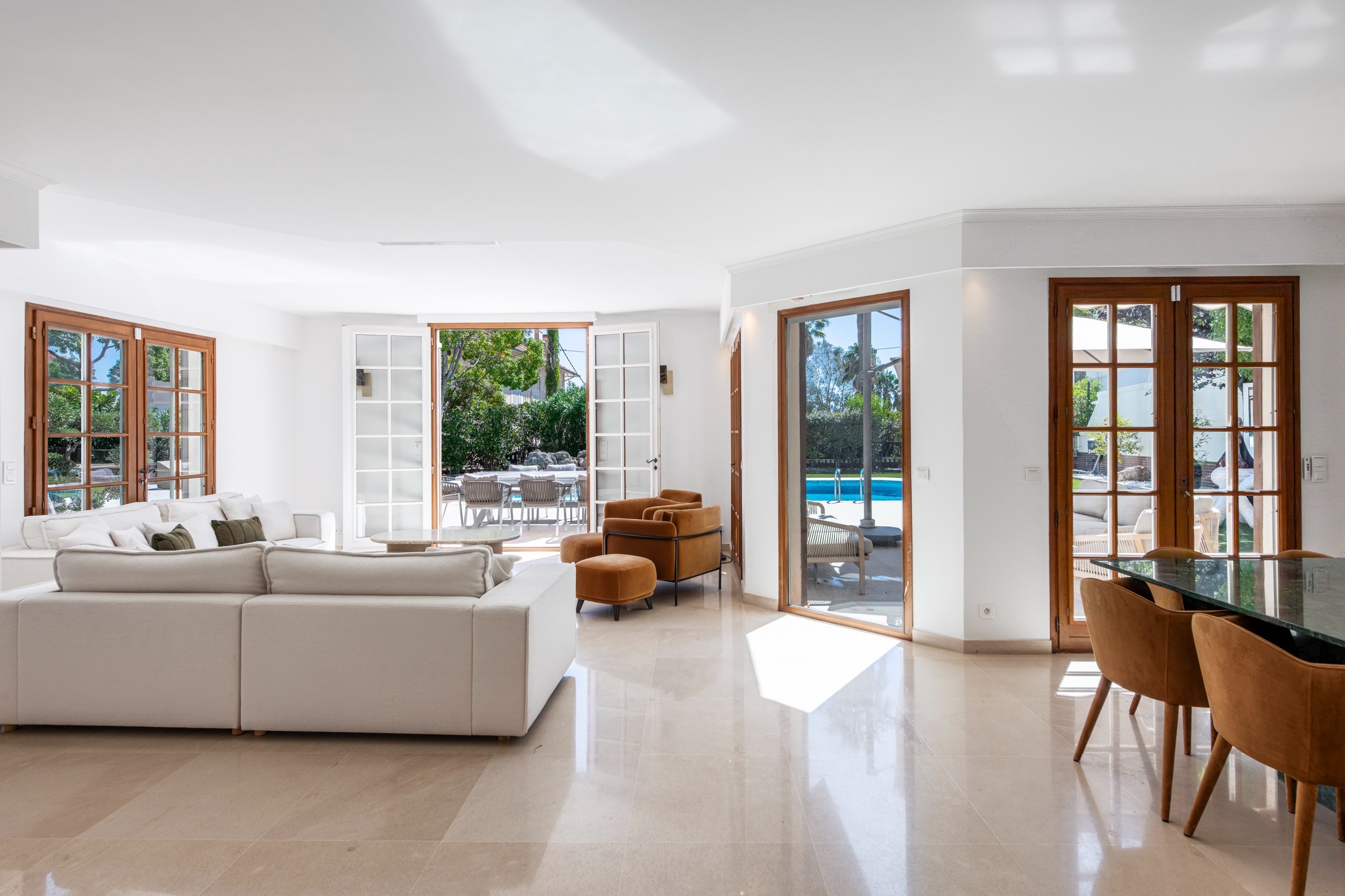  Cannes La Californie, six bedroom neo Norman residence with swimming pool - 物件實景