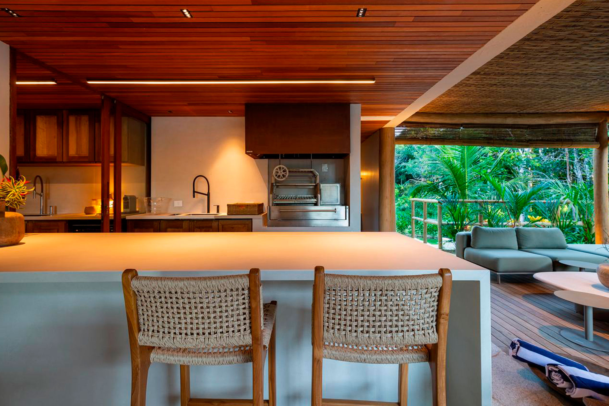  House by Guido Ramos Integrated with Nature in Trancoso - 物件實景