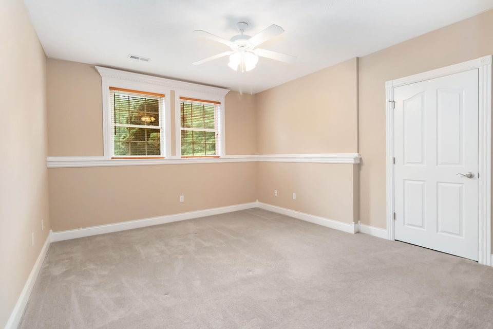 Somerset, Kentucky, 42503, United States, 4 Bedrooms Bedrooms, ,4 BathroomsBathrooms,Residential,For Sale,1976545