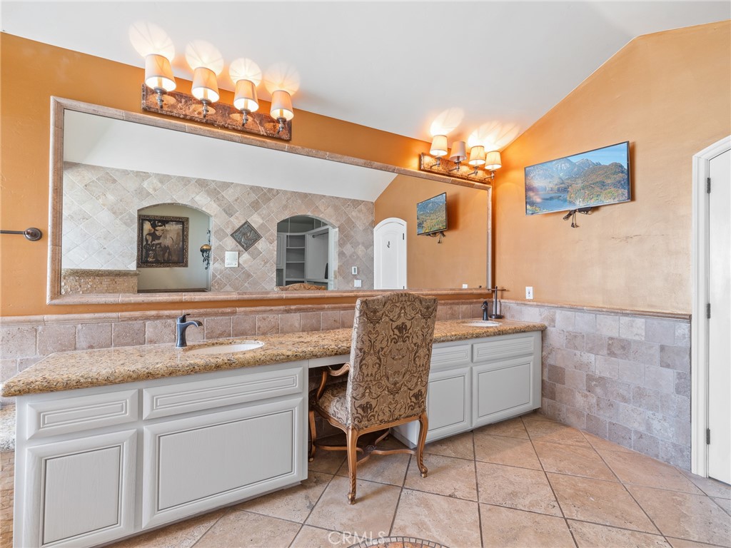 Victorville, California, 92395, United States, 4 Bedrooms Bedrooms, ,3 BathroomsBathrooms,Residential,For Sale,1991759