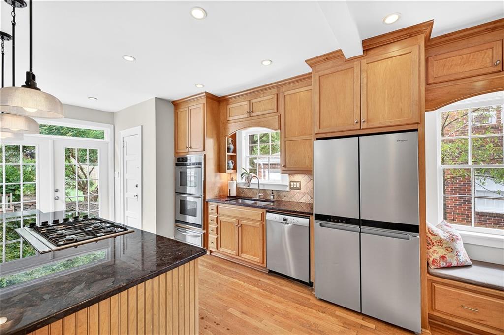 Atlanta, Georgia, 30306, United States, 3 Bedrooms Bedrooms, ,2 BathroomsBathrooms,Residential,For Sale,1906309