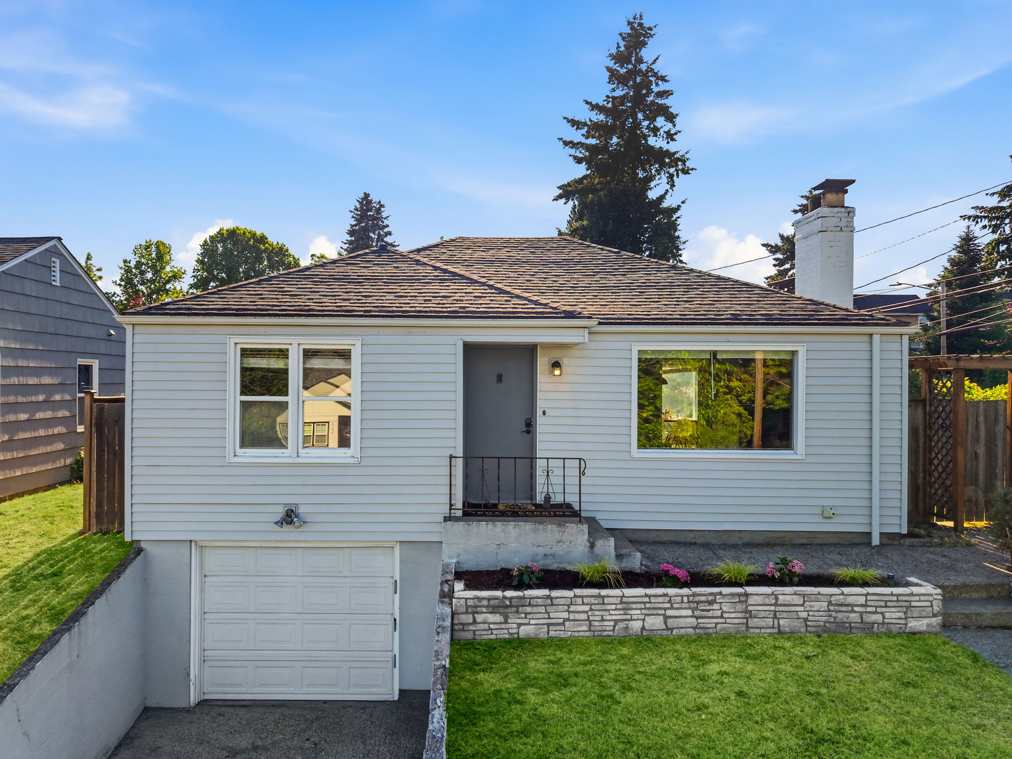  8257 Interlake Ave N, Seattle, WA 98103 - 物件實景