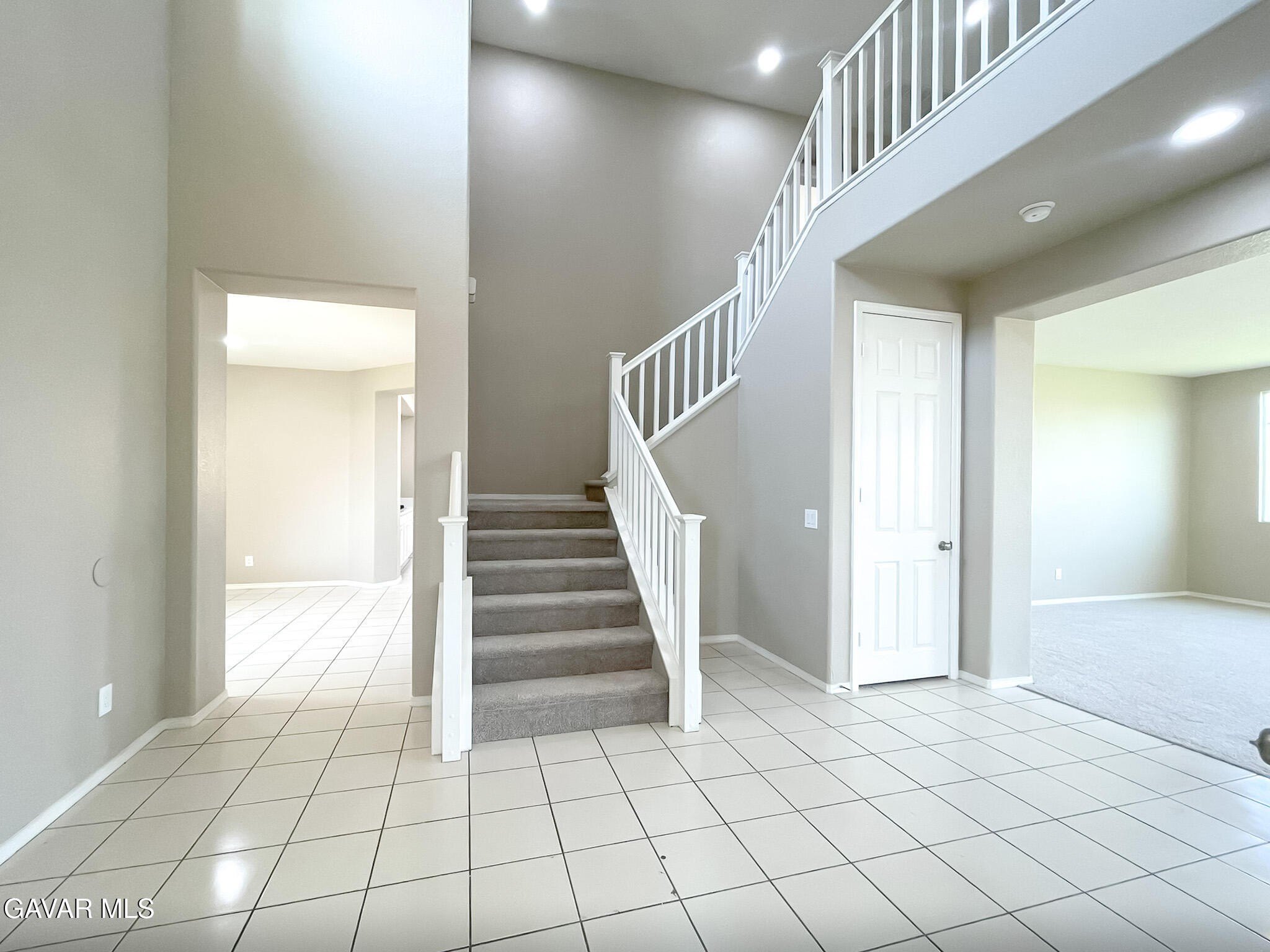 Palmdale, California, 93551, United States, 5 Bedrooms Bedrooms, ,3 BathroomsBathrooms,Residential,For Sale,1976435