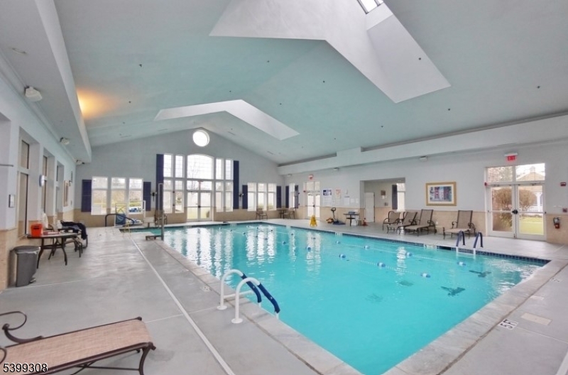 Franklin Twp., New Jersey, 08873, United States, 2 Bedrooms Bedrooms, ,2 BathroomsBathrooms,Residential,For Sale,2003337