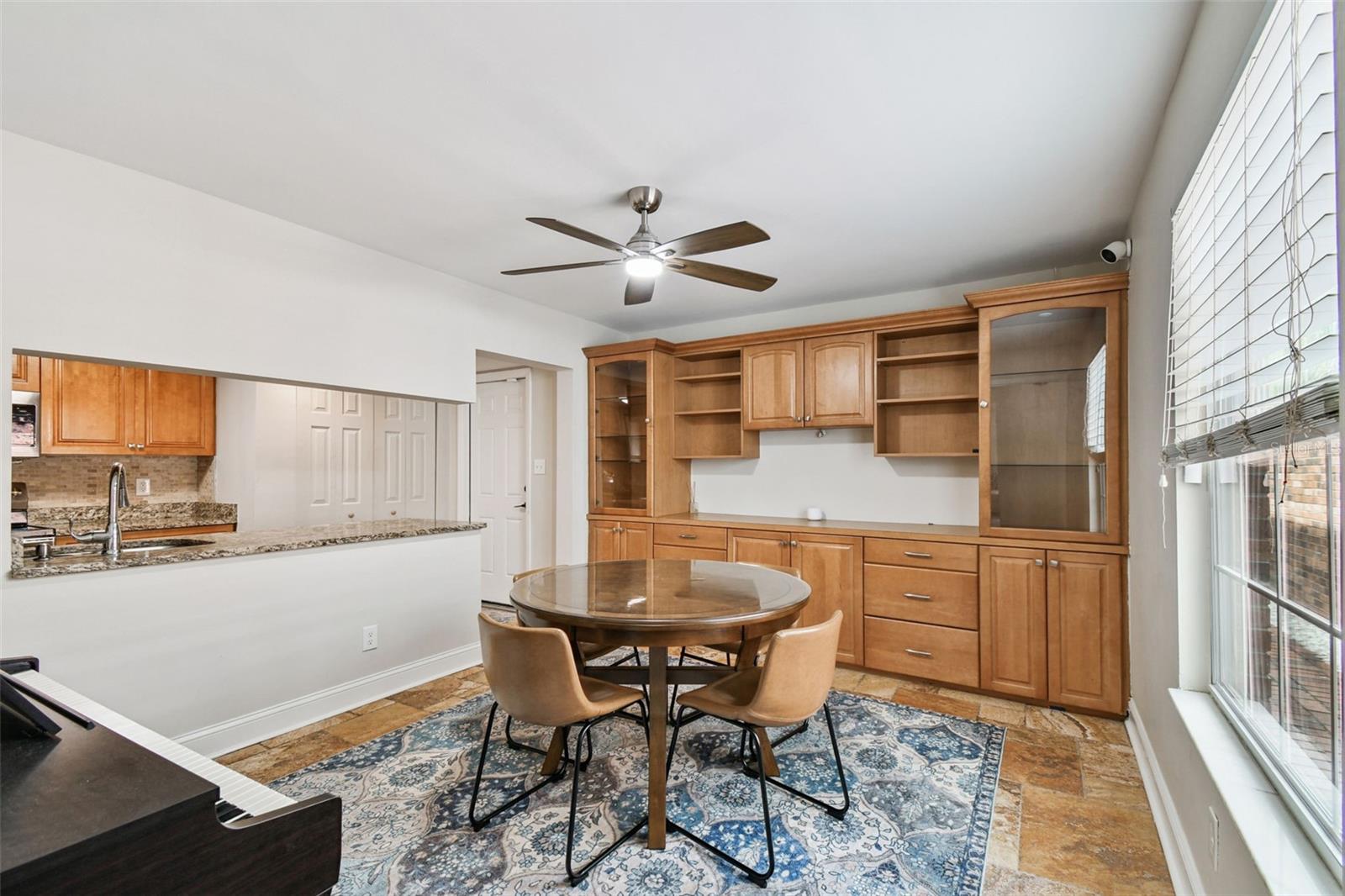 Tampa, Florida, 33609, United States, 3 Bedrooms Bedrooms, ,3 BathroomsBathrooms,Residential,For Sale,1981719