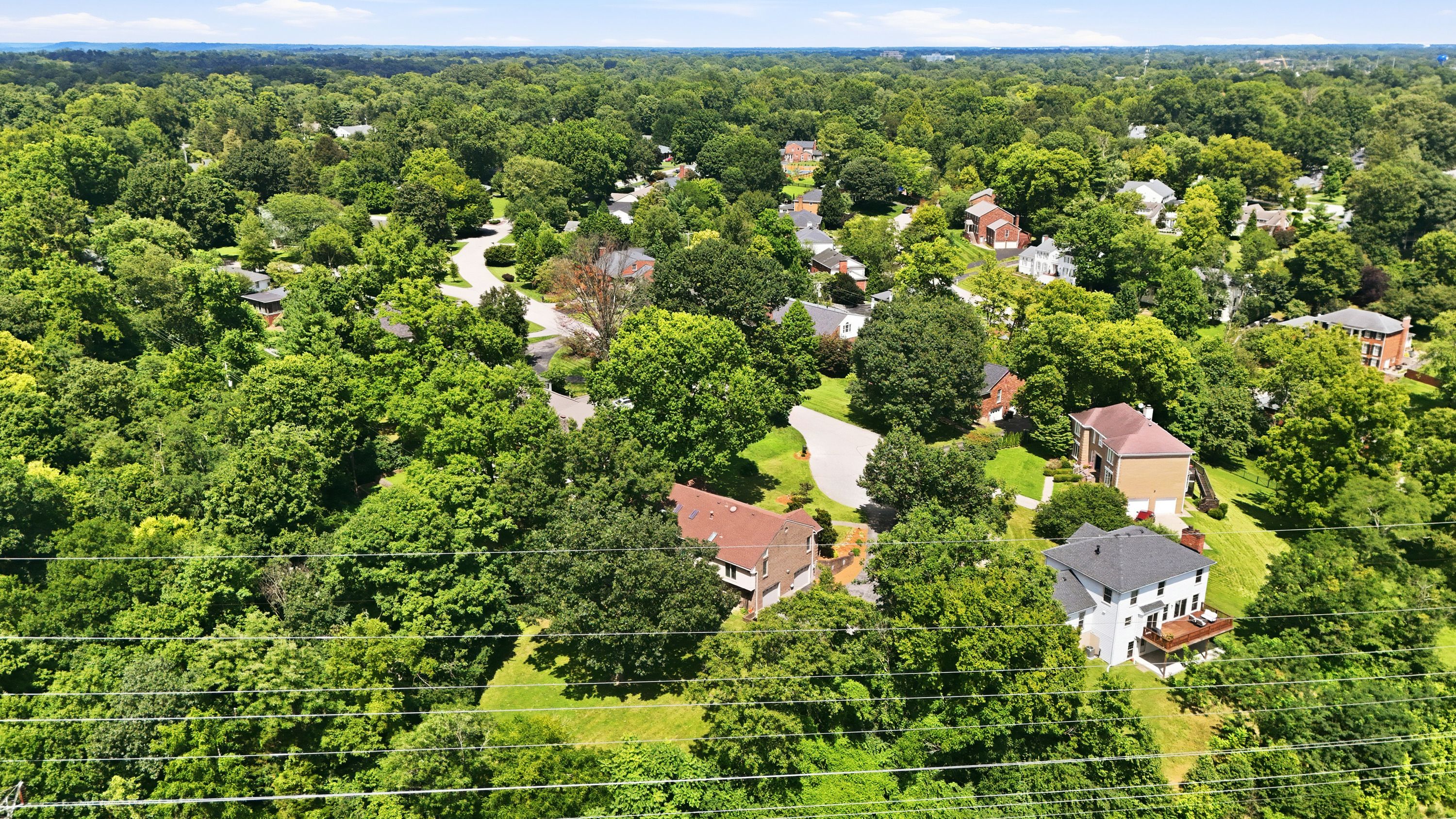  4319 Comanche Trail, Louisville, KY 40207 - 物件實景