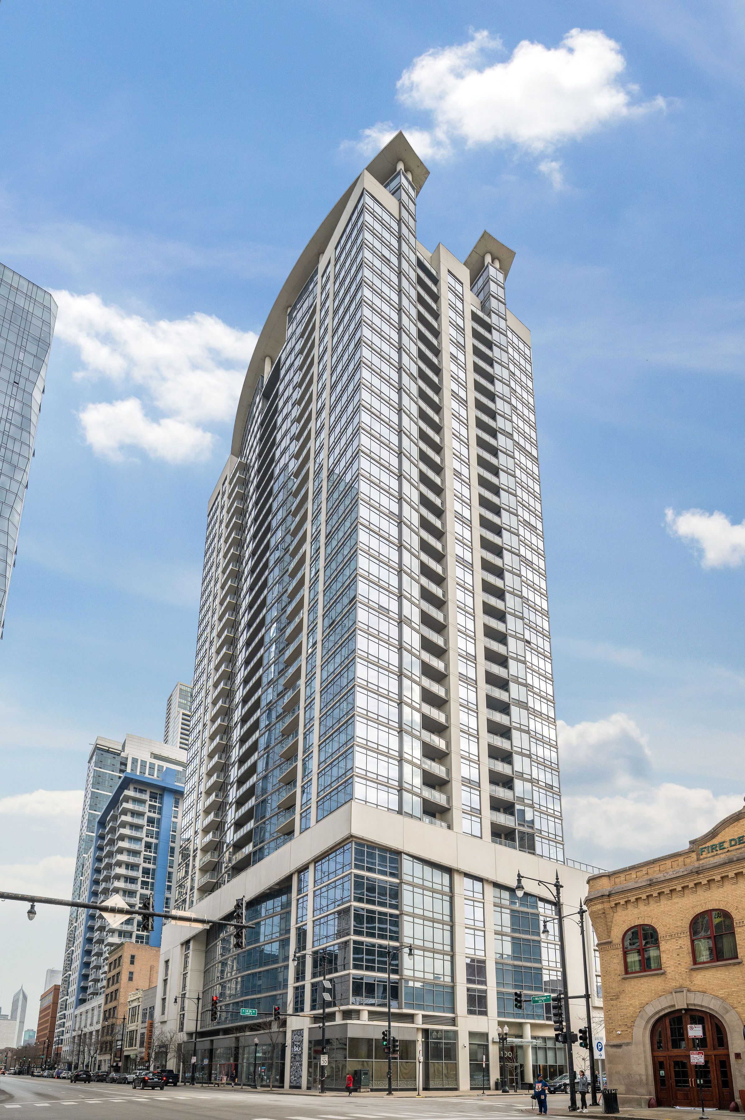  100 East 14th Street, Chicago, IL 60605 - 物件實景