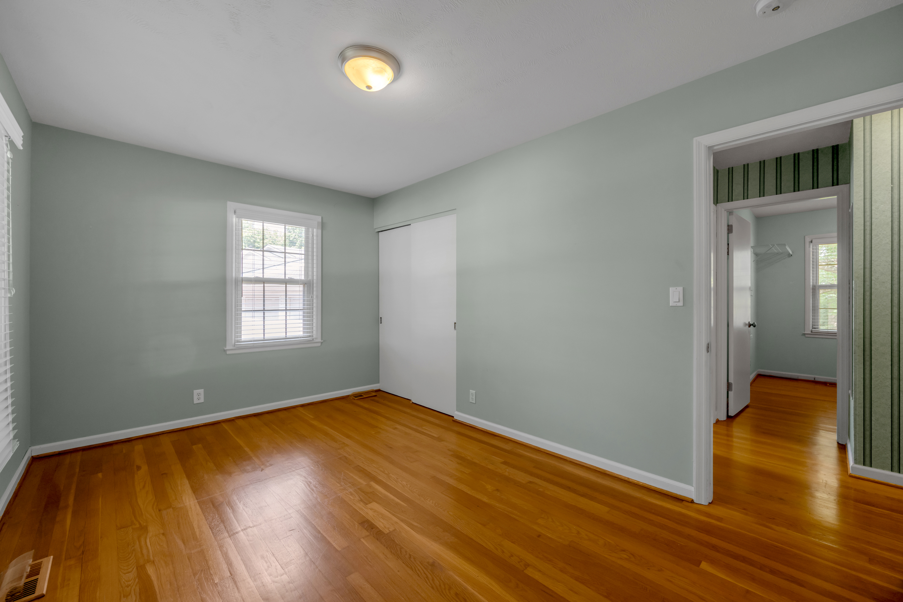  3418 Greentree Road - 物件實景