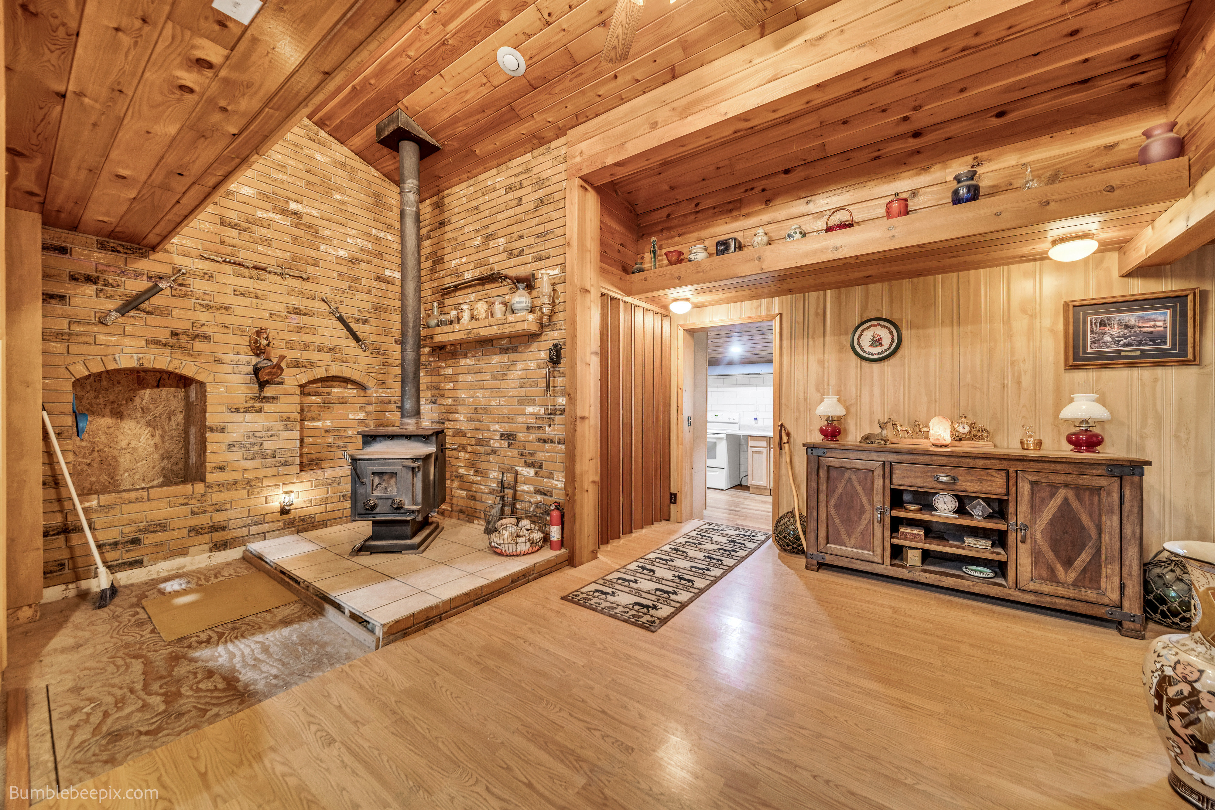 Cusick, Washington, 99119, United States, 4 Bedrooms Bedrooms, ,1 BathroomBathrooms,Residential,For Sale,1988641