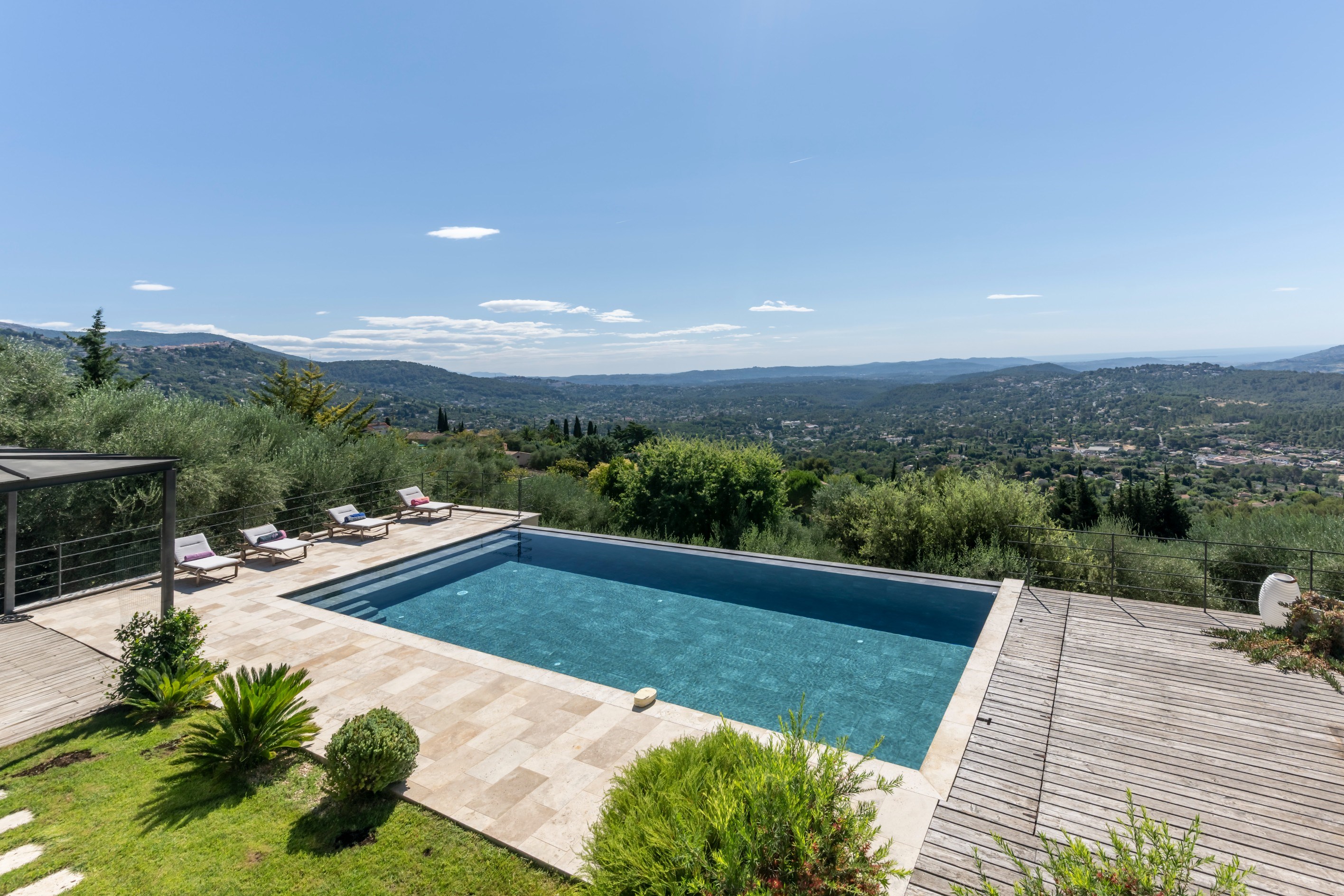  Le Tignet, renovated villa for sale with panoramic sea views, infinity pool and… - 物件實景