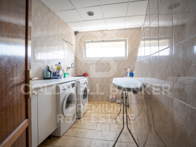 Cerdanyola del Vallès, Catalonia, ES, 4 Bedrooms Bedrooms, ,3 BathroomsBathrooms,Residential,For Sale,1622423