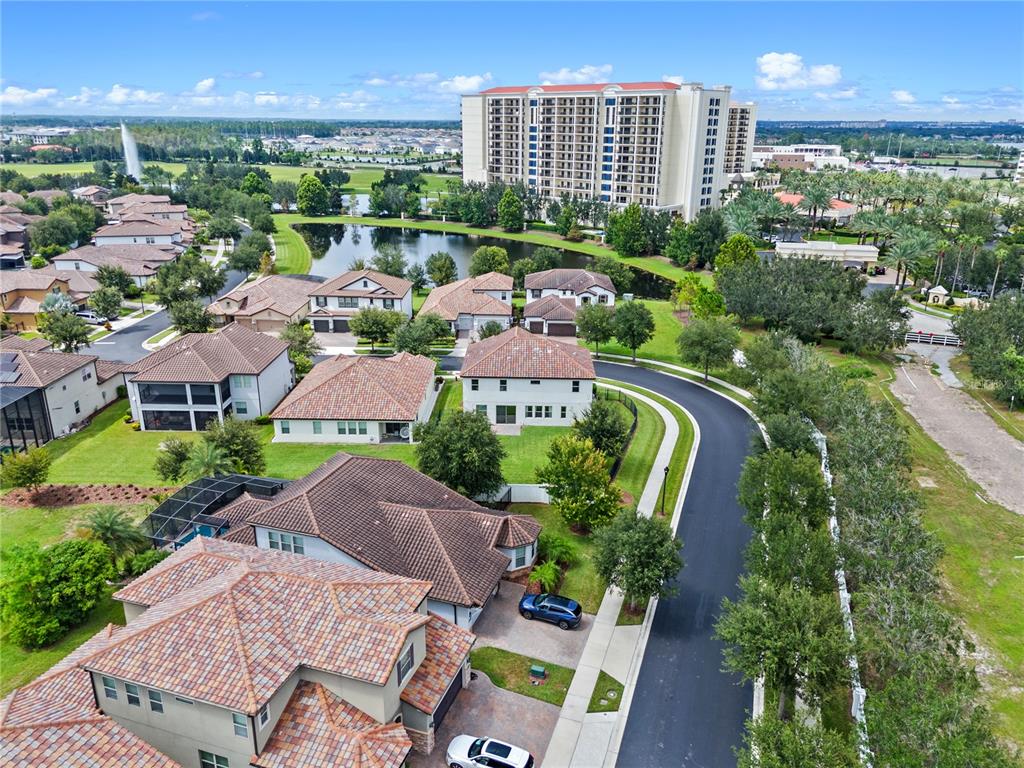 Orlando, Florida, 32836, United States, 5 Bedrooms Bedrooms, ,4 BathroomsBathrooms,Residential,For Sale,1940784