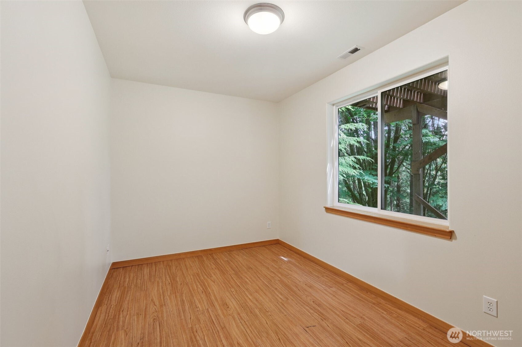 Bellingham, Washington, 98229, United States, 4 Bedrooms Bedrooms, ,3 BathroomsBathrooms,Residential,For Sale,1904216
