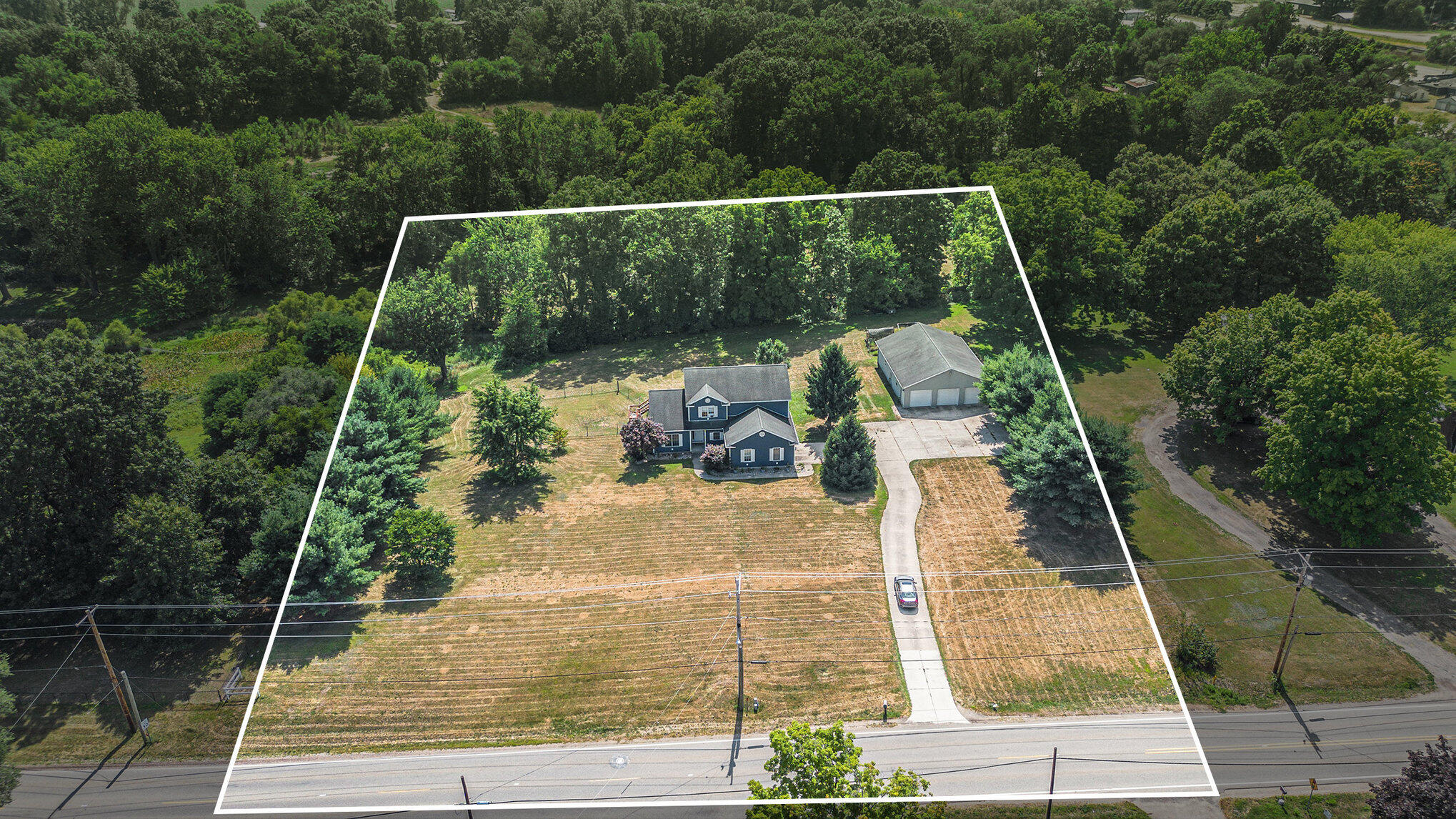 Edwardsburg, Michigan, 49112, United States, 6 Bedrooms Bedrooms, ,4 BathroomsBathrooms,Residential,For Sale,1940260