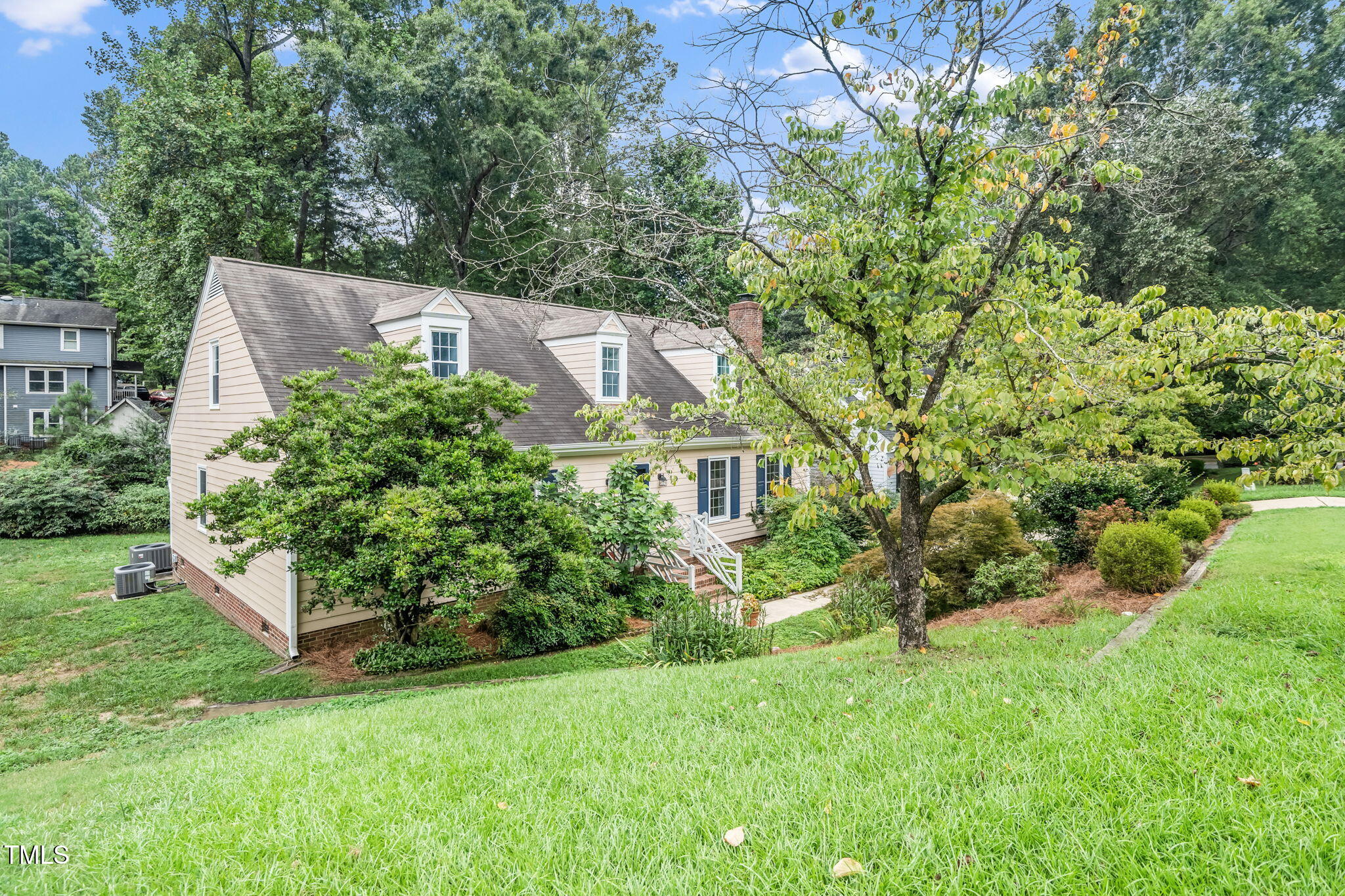 Cary, North Carolina, 27513, United States, 4 Bedrooms Bedrooms, ,3 BathroomsBathrooms,Residential,For Sale,1924824