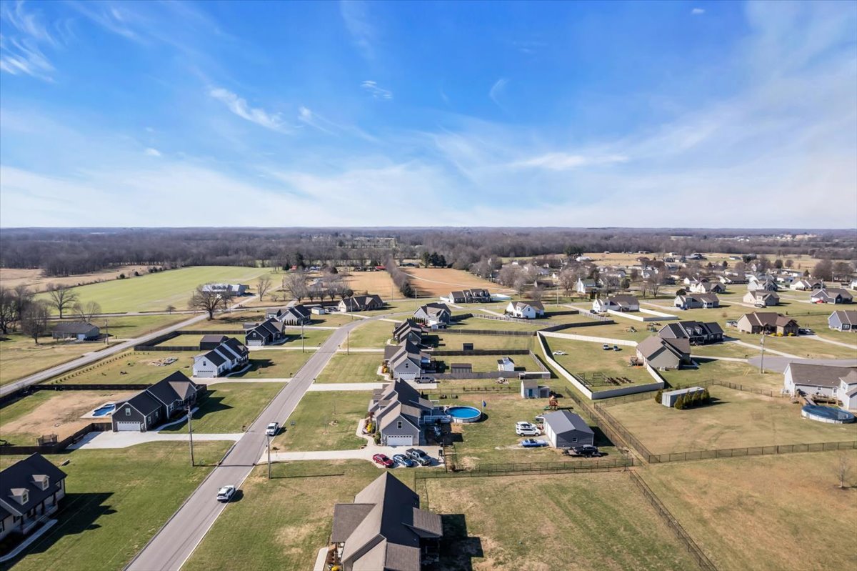 Manchester, Tennessee, 37355, United States, 3 Bedrooms Bedrooms, ,2 BathroomsBathrooms,Residential,For Sale,2007500