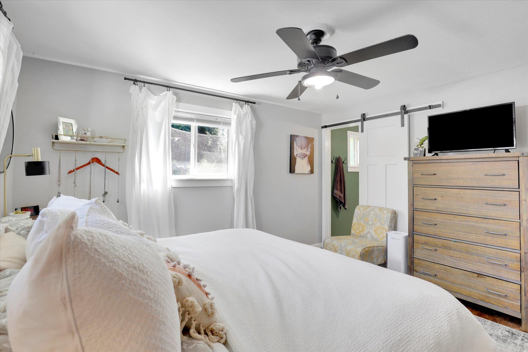 Spokane Valley, Washington, 99216, United States, 4 Bedrooms Bedrooms, ,3 BathroomsBathrooms,Residential,For Sale,1927363